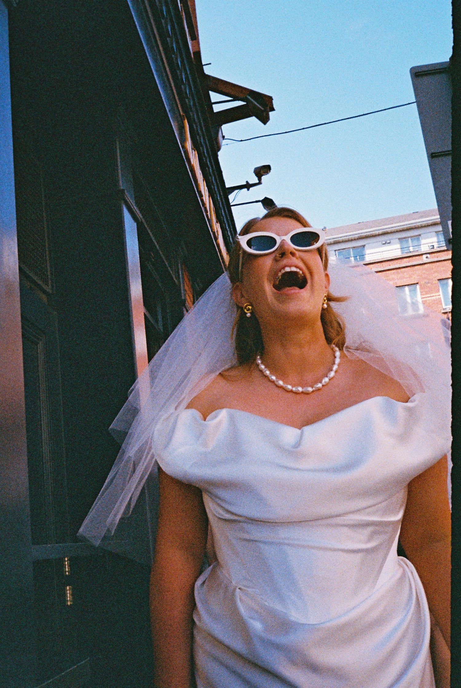 Hen's teeth dublin wedding photographer documentary candid