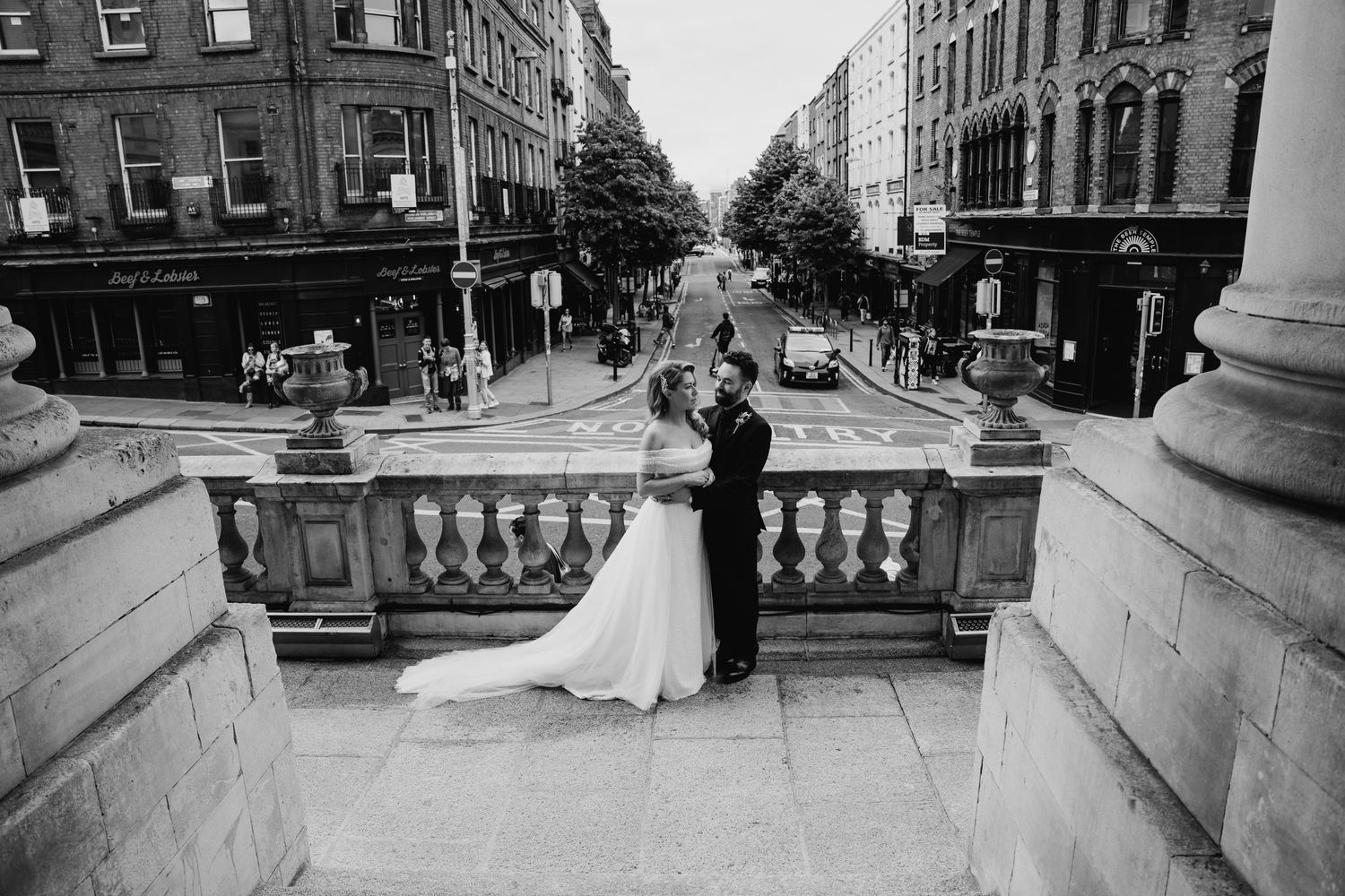 city hall dublin wedding photos