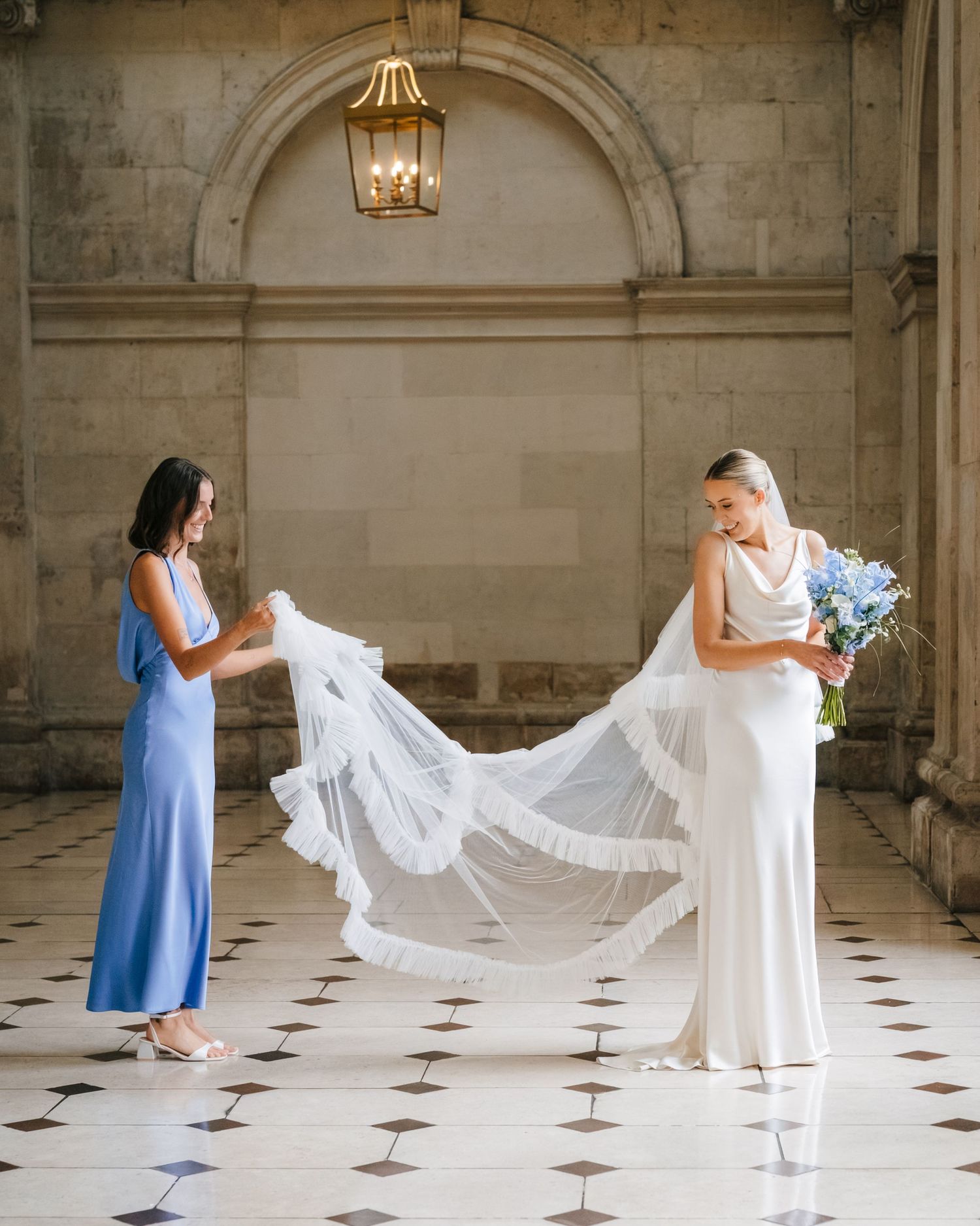 Dublin wedding photographer Candid City hall