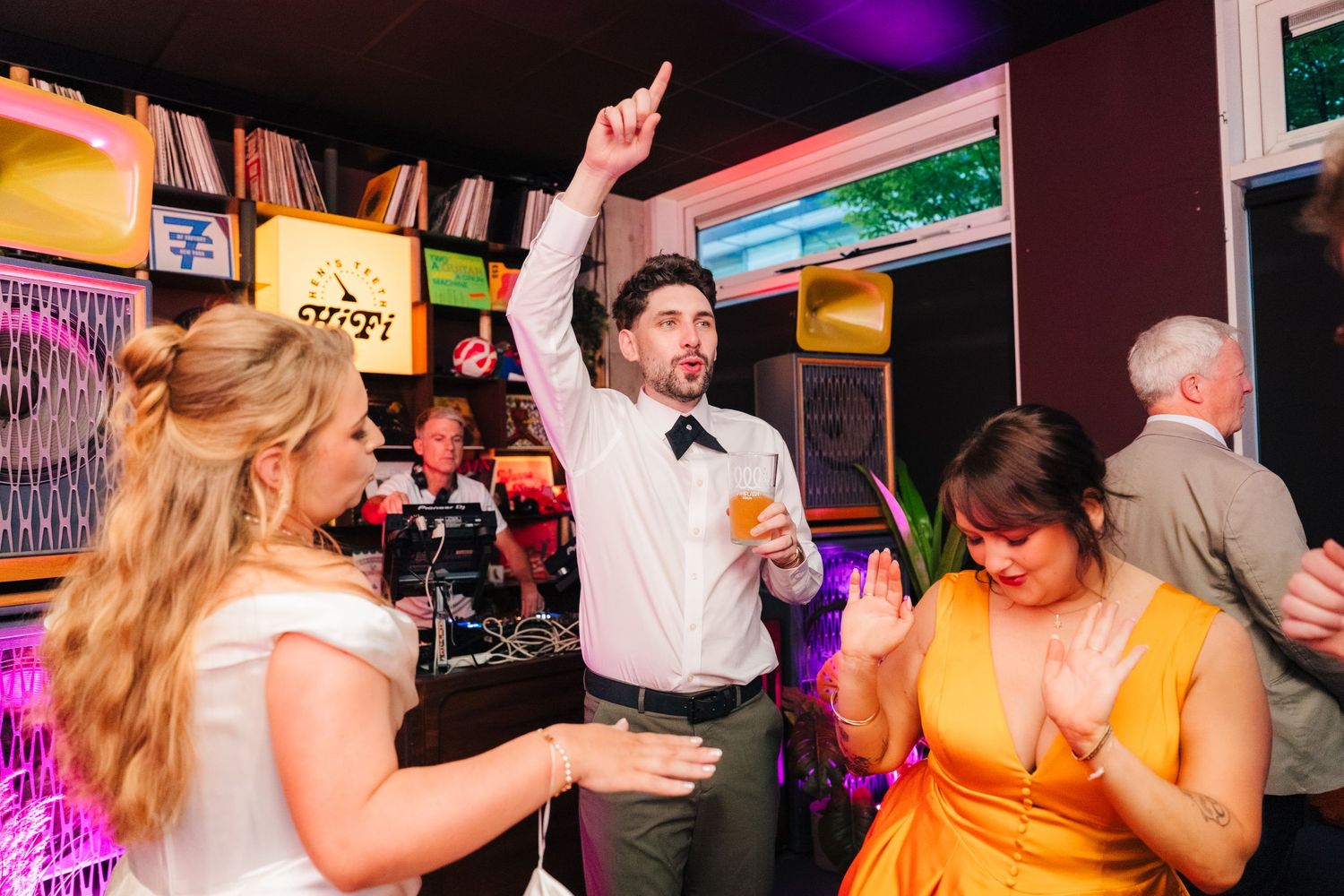 Hen's teeth dublin wedding photographer documentary candid