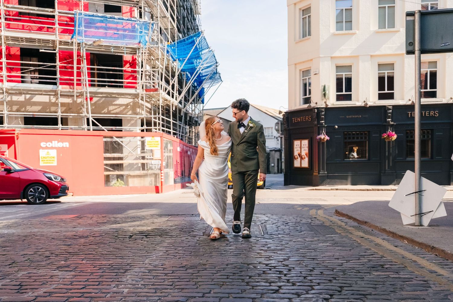 Hen's teeth dublin wedding photographer documentary candid