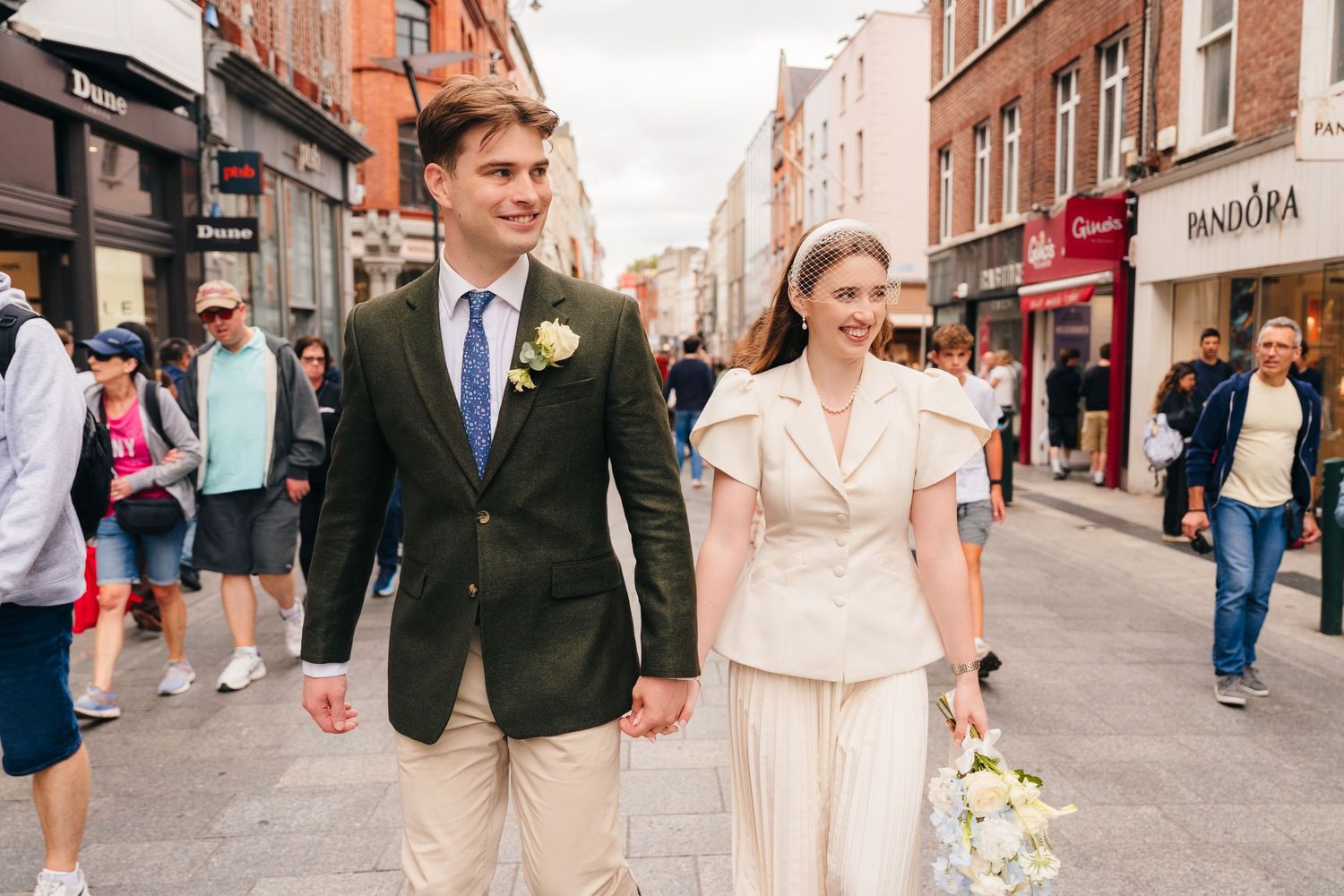 candid natural documentary wedding photographer dublin trinity college city