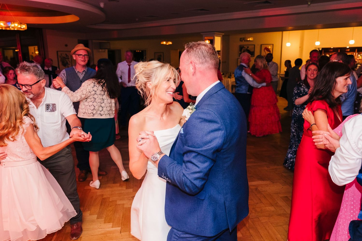 Glasson Lakehouse wedding photos wedding photographer Dublin Ireland Meath Westmeath