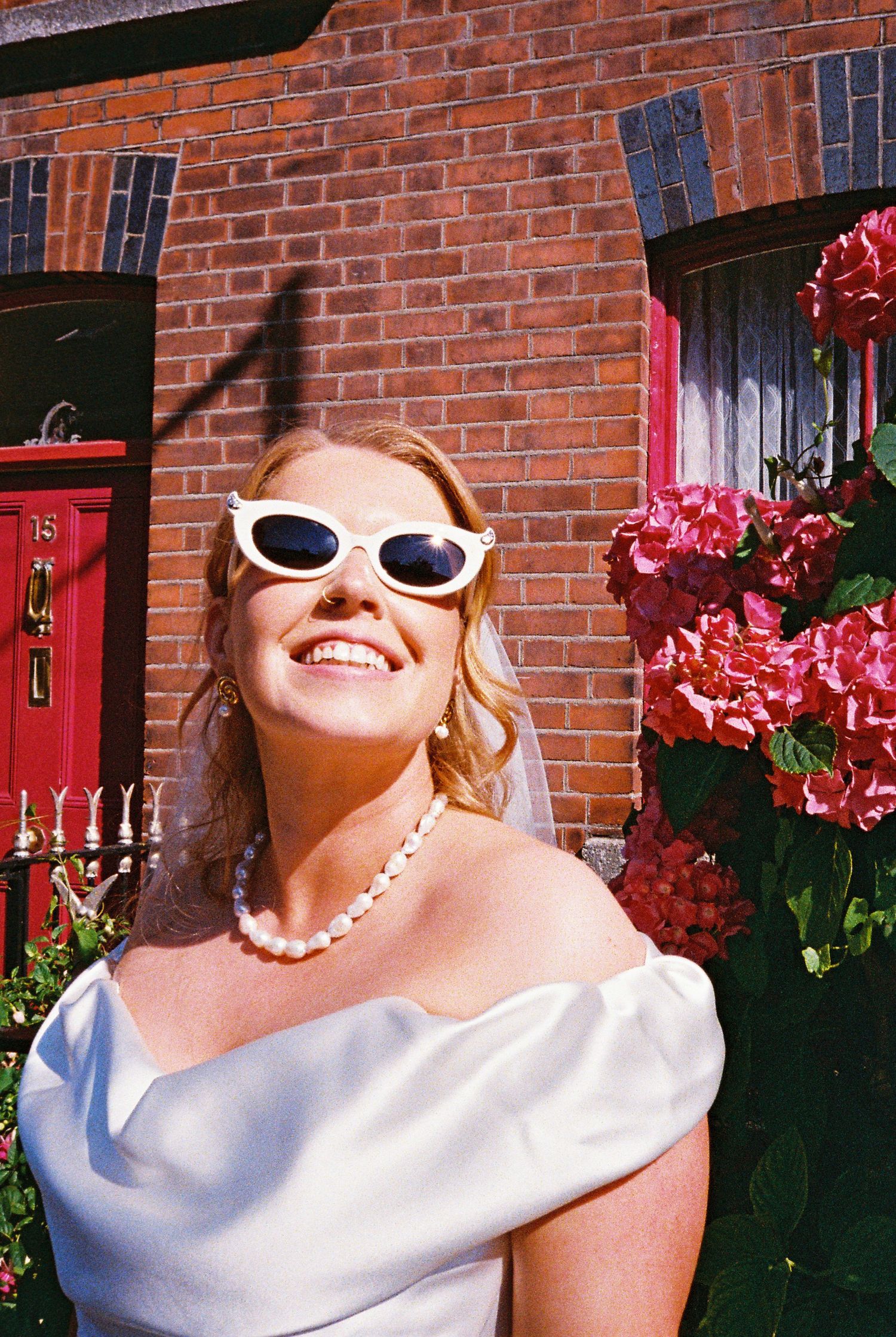 Hen's teeth dublin wedding photographer documentary candid