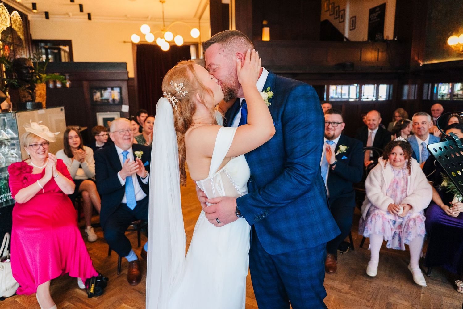 Dublin wedding photogrAPher Bewleys Grafton
