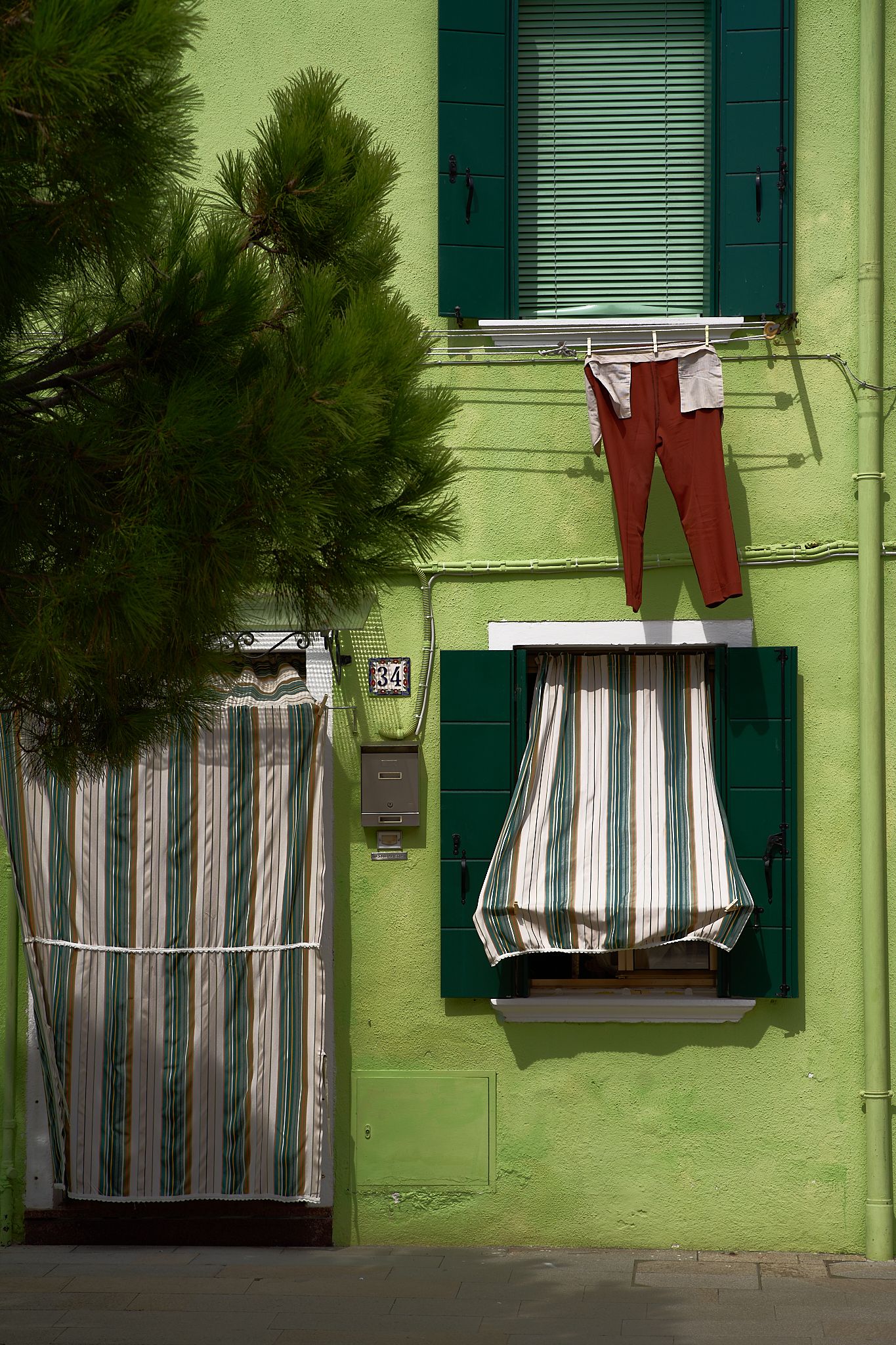 Venice and Burano travel photography, colorful house