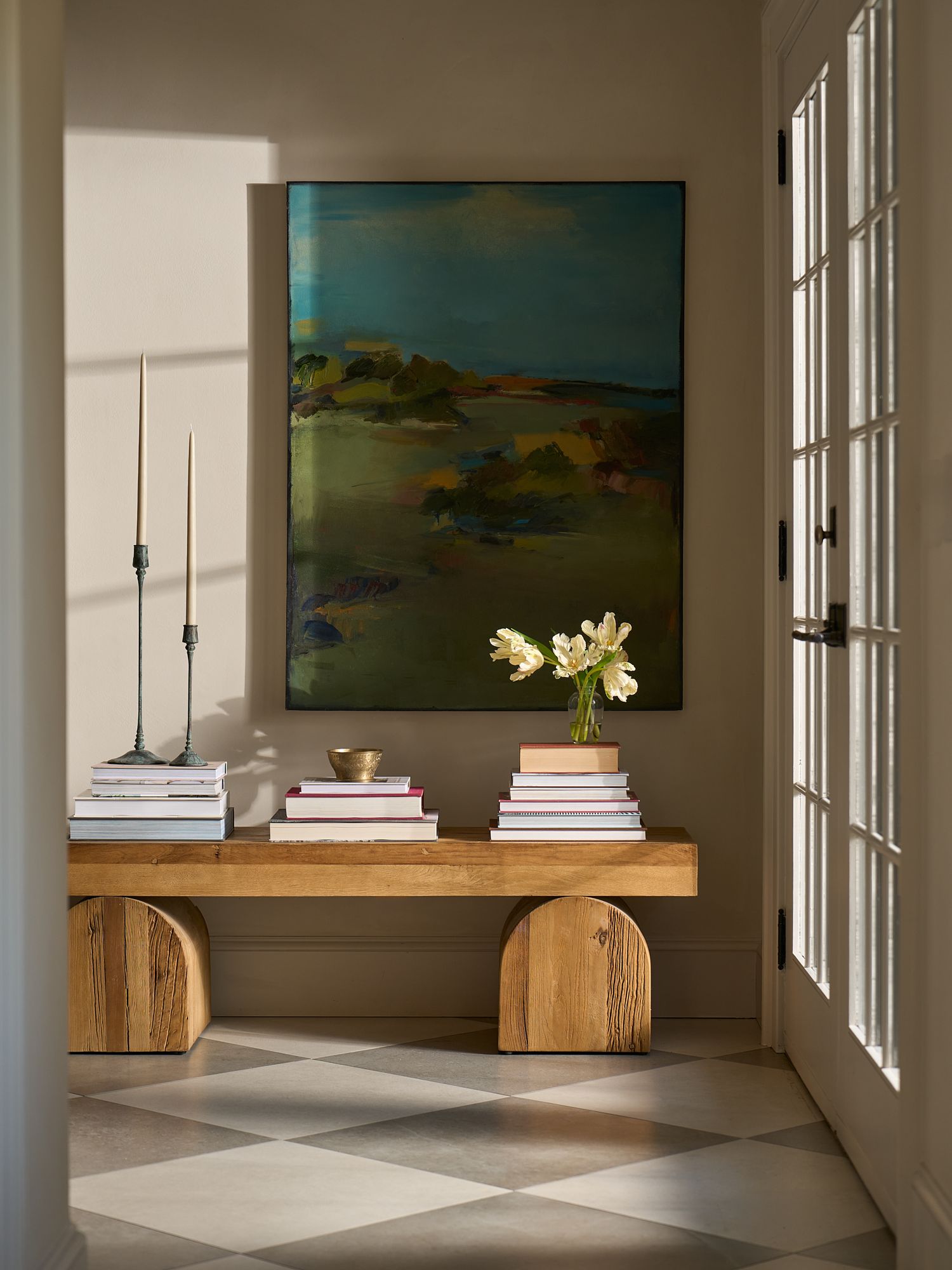 Interior Photography of a corridor in a Connecticut house design by Studio Isaac and Gerald Isaac.