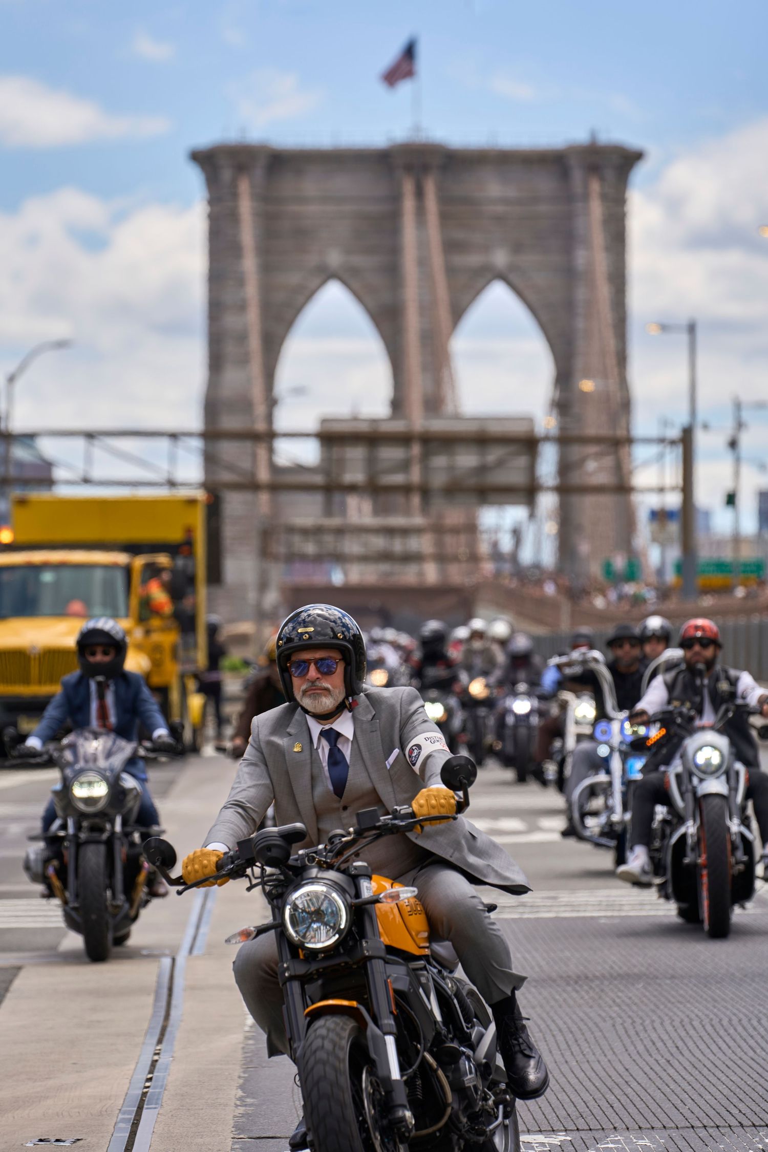 motorcycle photography, Distinguished Gentlement's Ride in NY, group on the Brooklyn Bridge