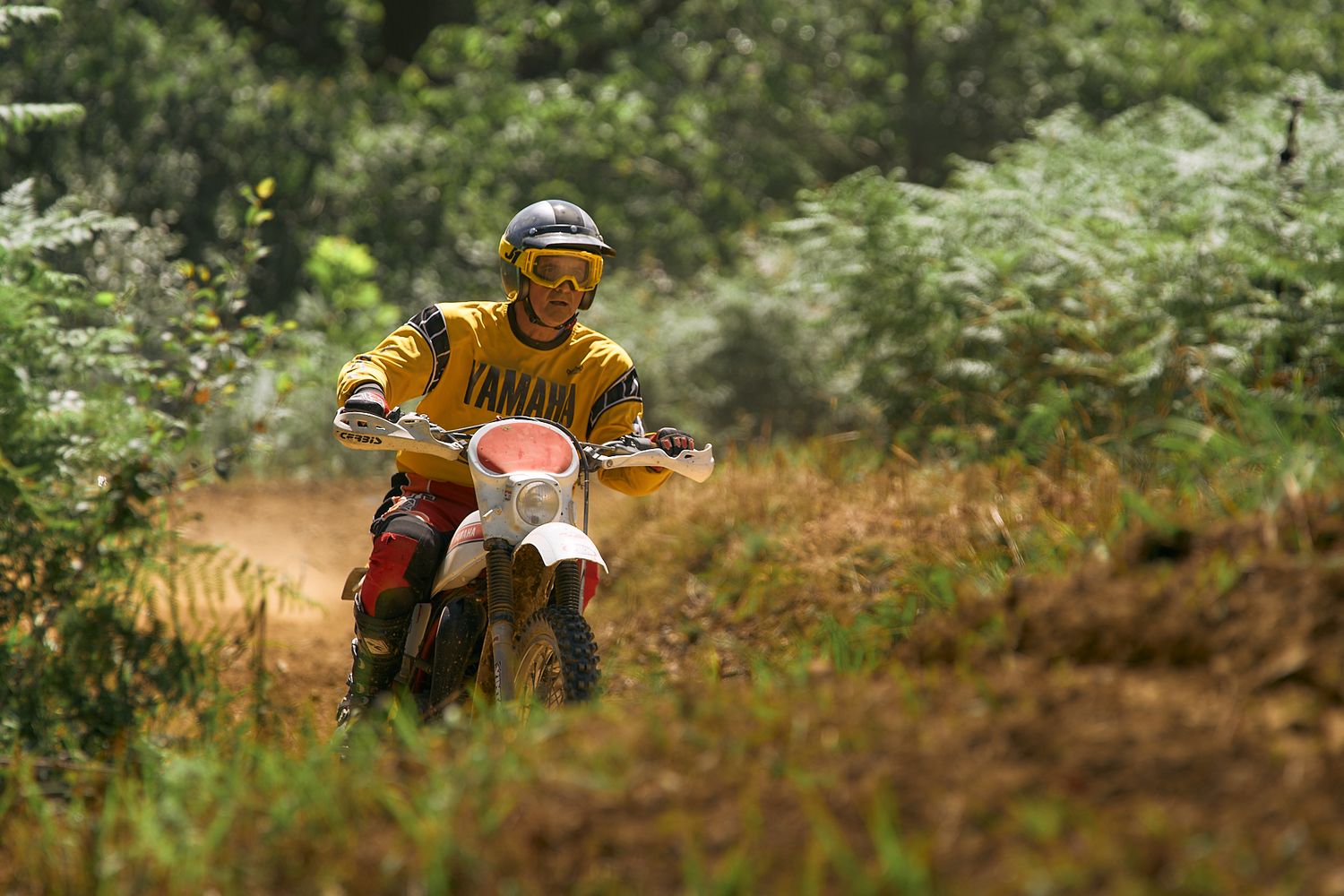 Wheels & Waves festival, vintage enduro motorcycle racing in Biarritz, France.