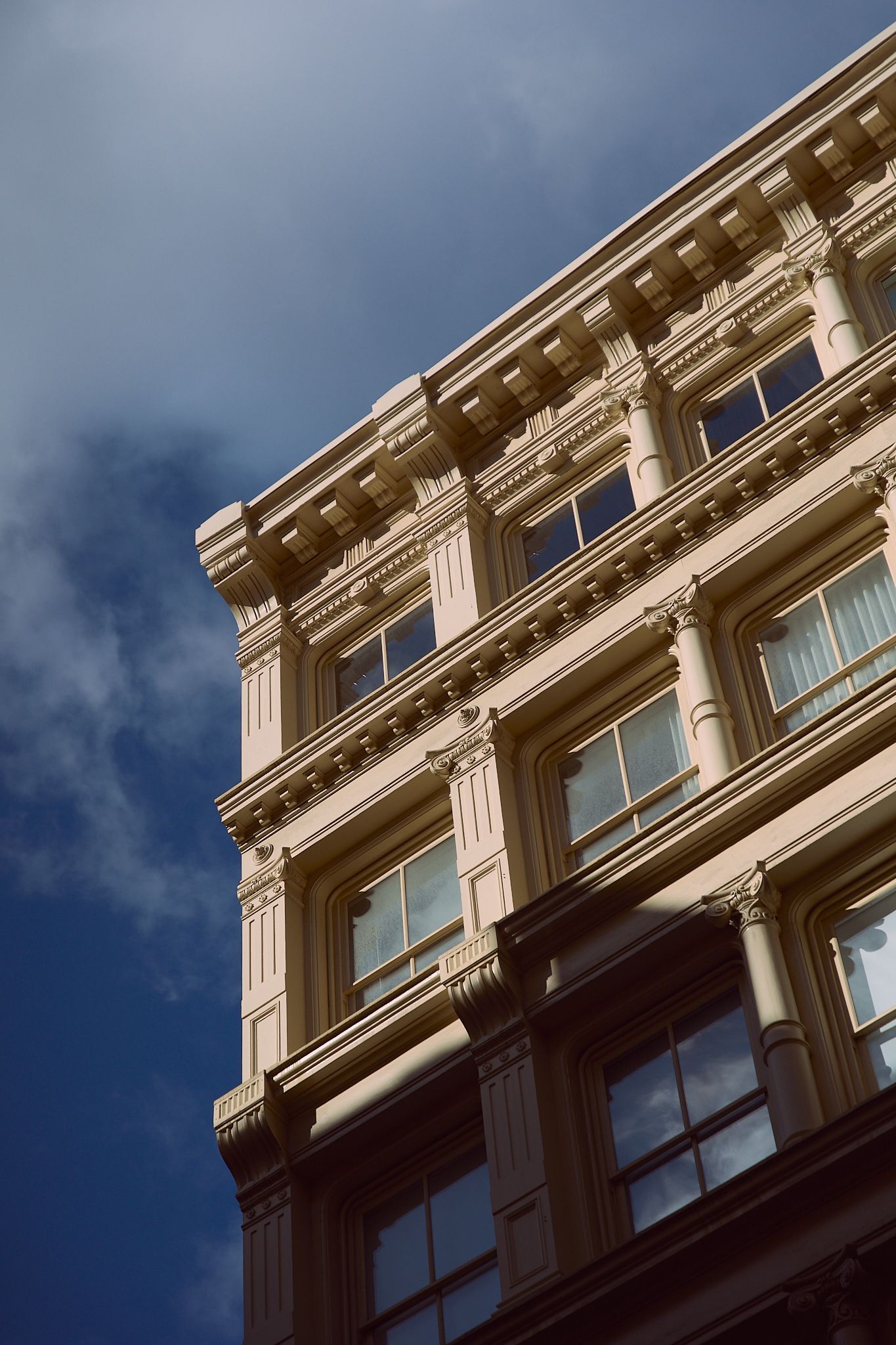 travel and editorial photography, NY street photography, building in Soho