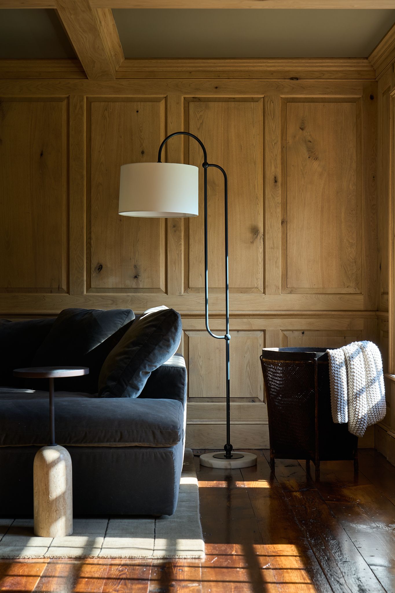 Interior Photography of a Den room in a Connecticut house design by Studio Isaac and Gerald Isaac.