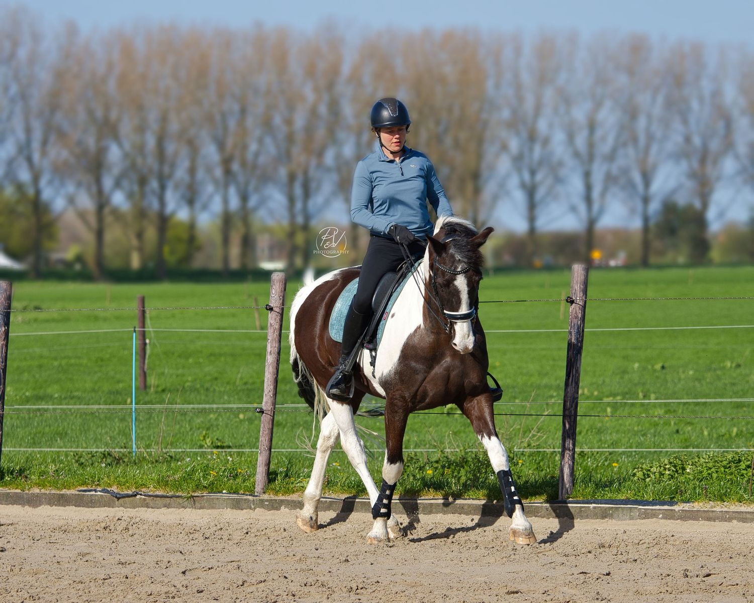 Samen één – de bijzondere band tussen ruiter en paard, vastgelegd met gevoel