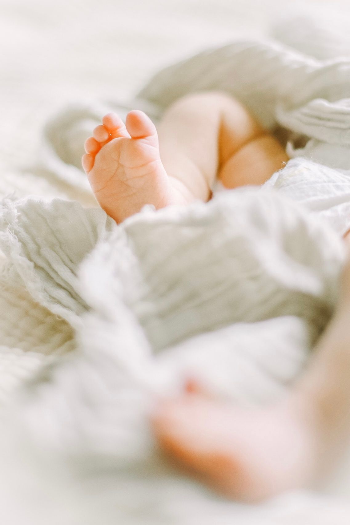 Newborn-kuvaus ja perhekuvaus Espoo, Helsinki ja Lohja - kotikuvaus.