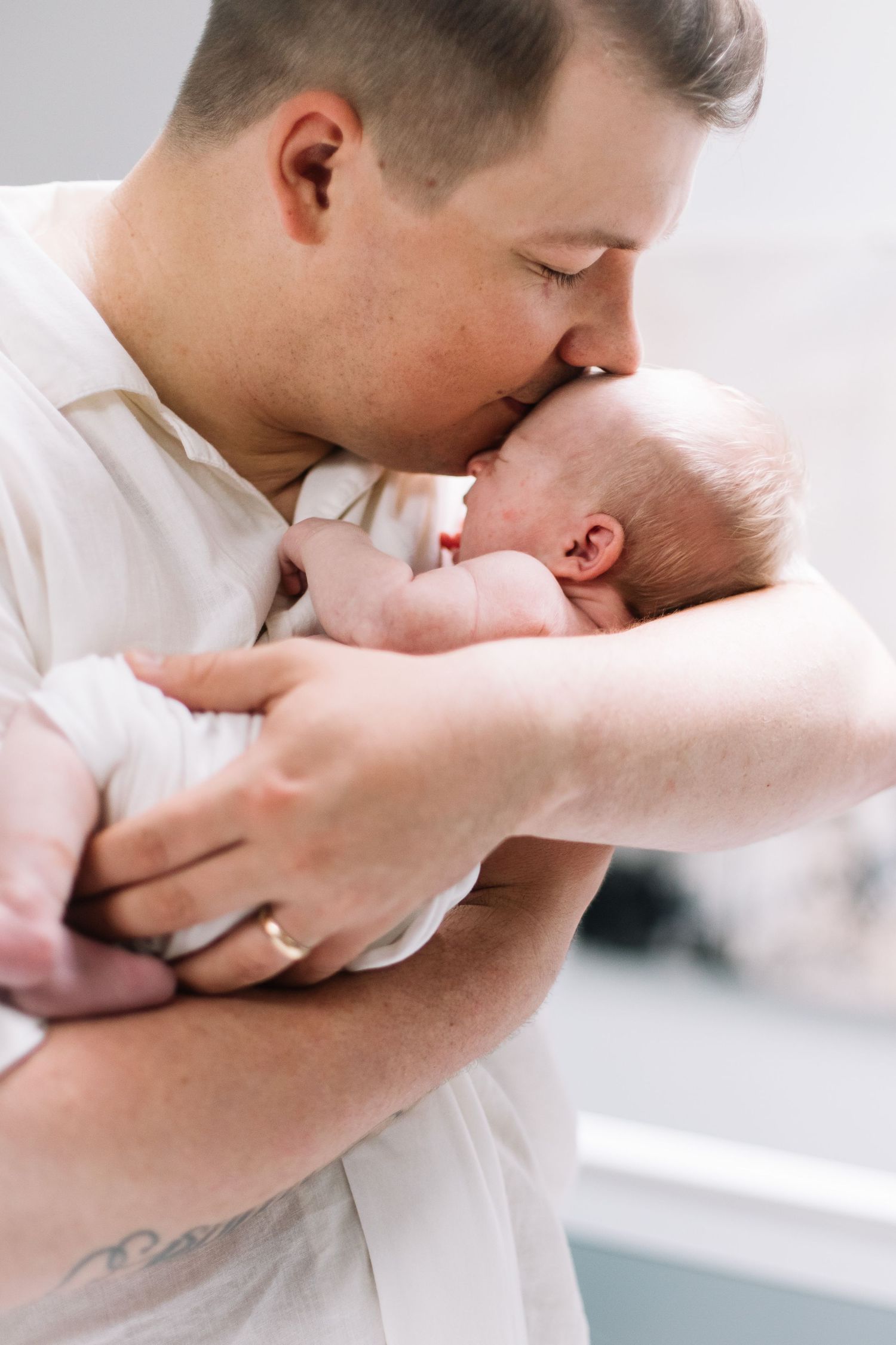 Vastasyntynyt vauva newborn-kotikuvauksessa: Newborn-kuvaus-Vihti-ja-Nummela