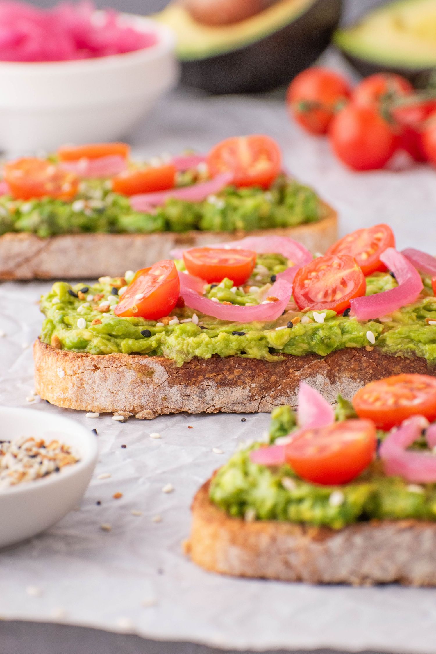 avocado tomato toast