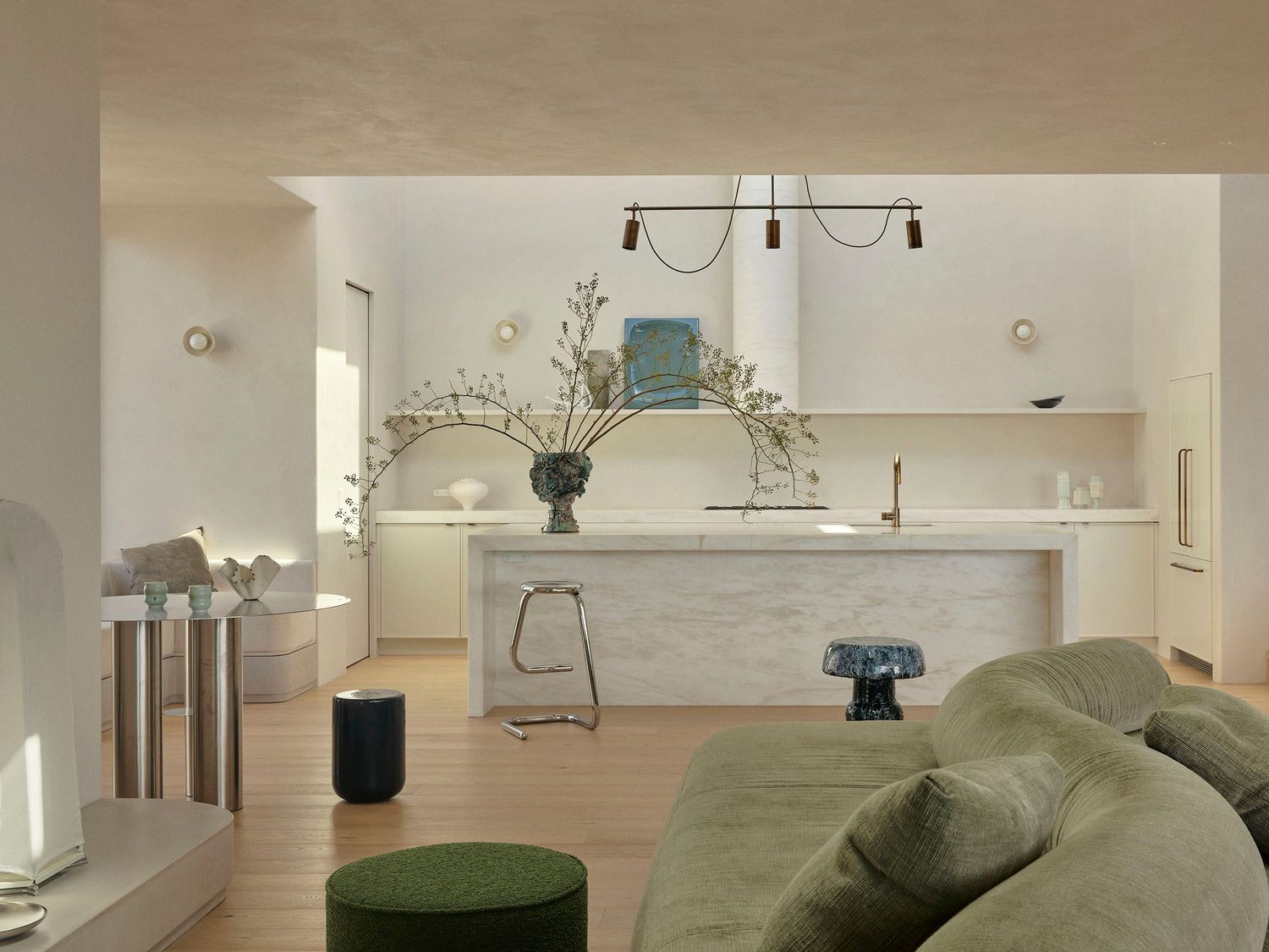 Alaia Palm Beach, kitchen and living.