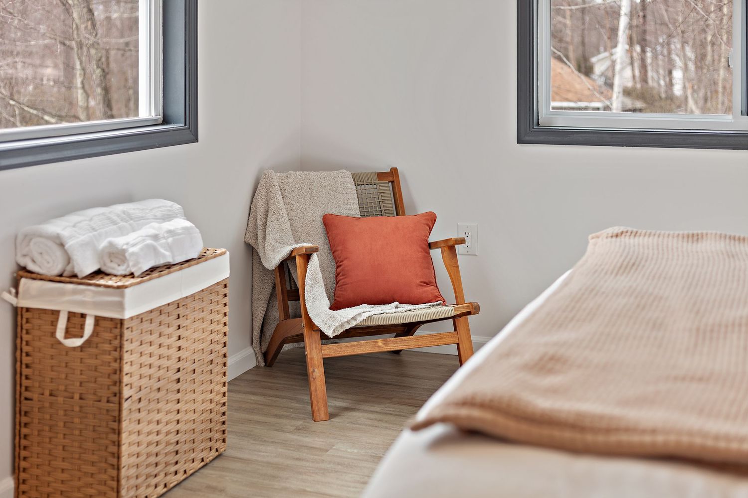 Bedroom - vCOLUMNA PHOTOGRAPHY (Real Estate & Profesional Headshots) Poconos Short Term Rental