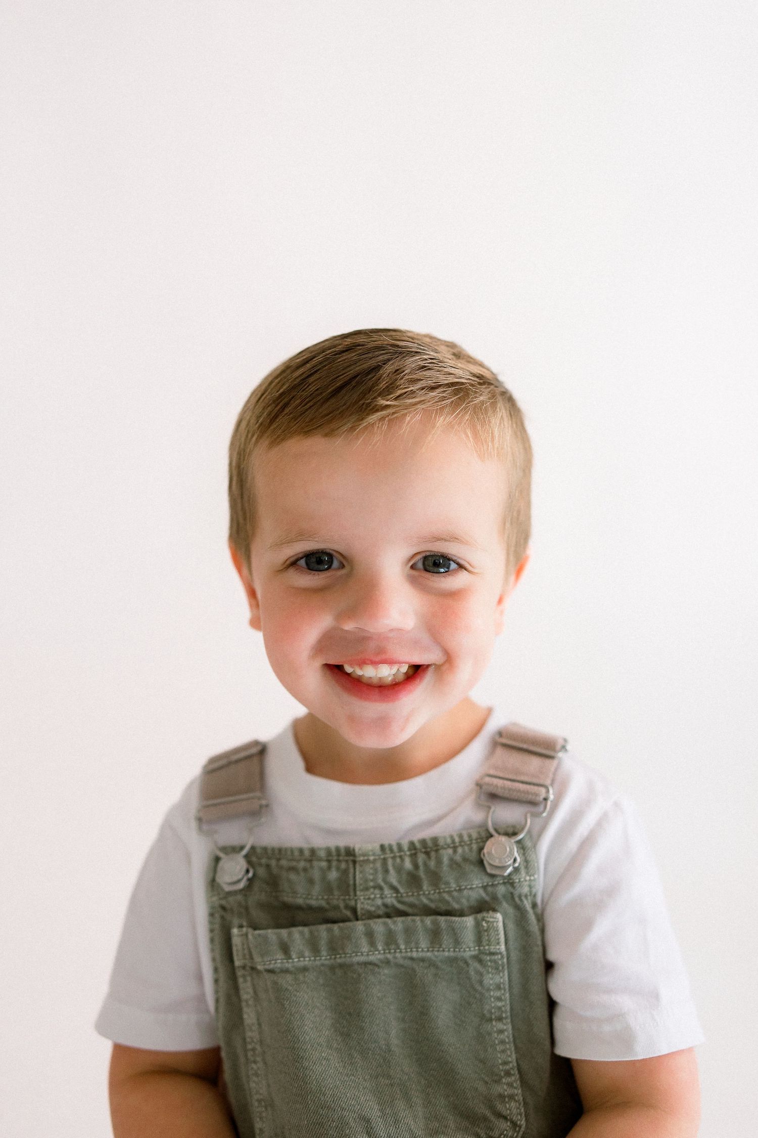 toddler portrait smiling