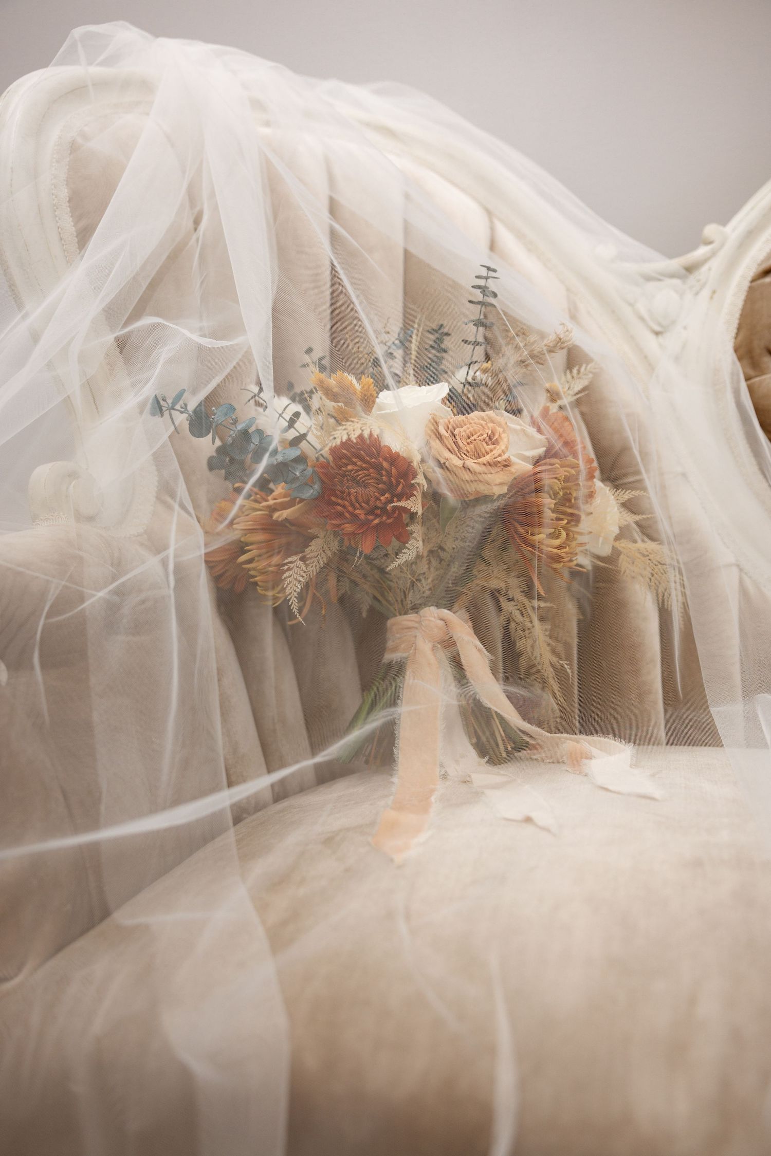 Late fall wedding floral details at Taylor Estate in Rome Georgia