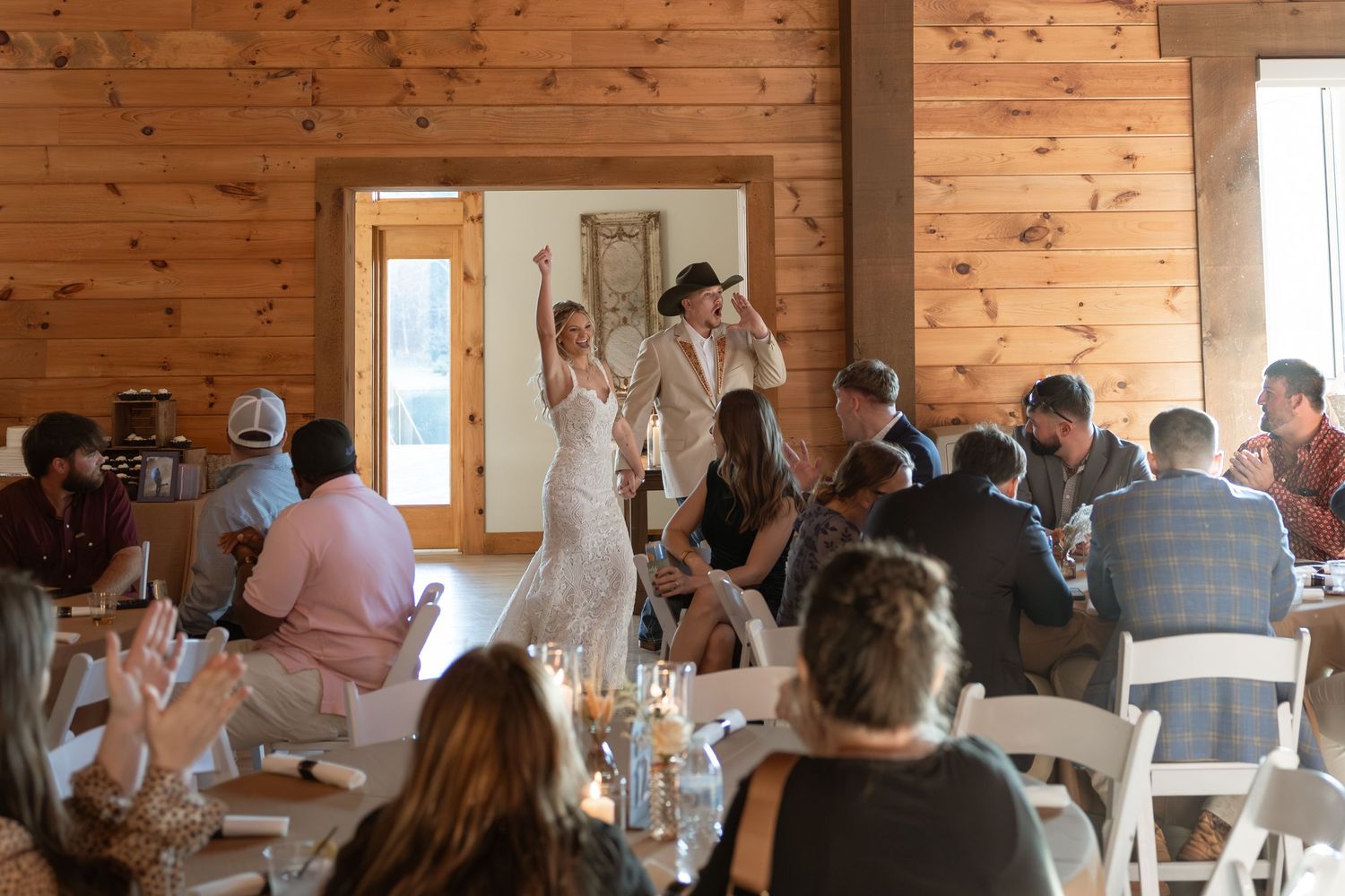 Candid wedding reception moments at Taylor Estate in Rome GA