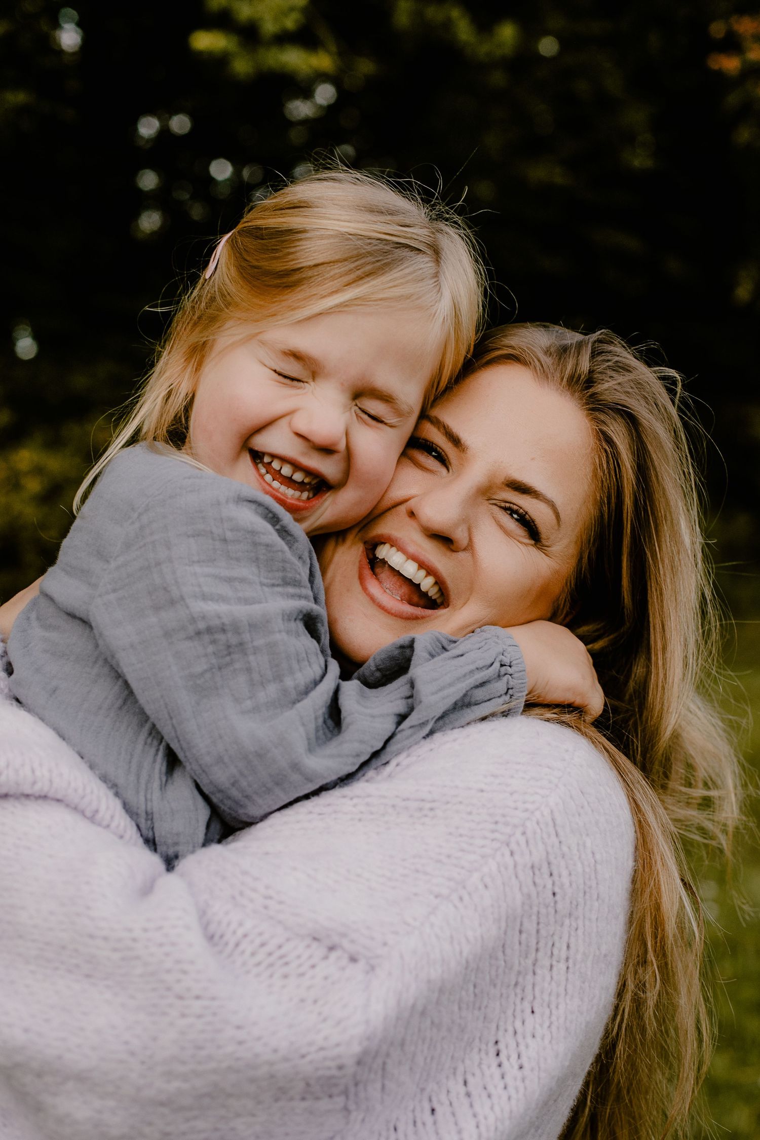 Mama und Tochter, Mama&Mini, Mummy&Mini, Motherhood Bilder, Motherhood Shooting, Motherhood Session, Mutterschaft, Fotoshooting Mama Kind
