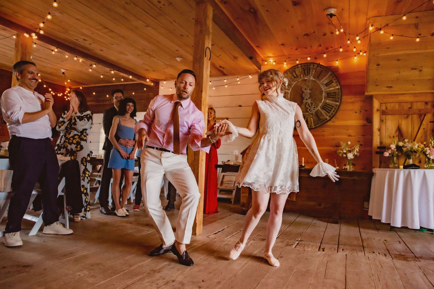 1774 Inn wedding. NYC wedding photographer. Brooklyn wedding photographer. Farmhouse wedding. Maine wedding photographer.