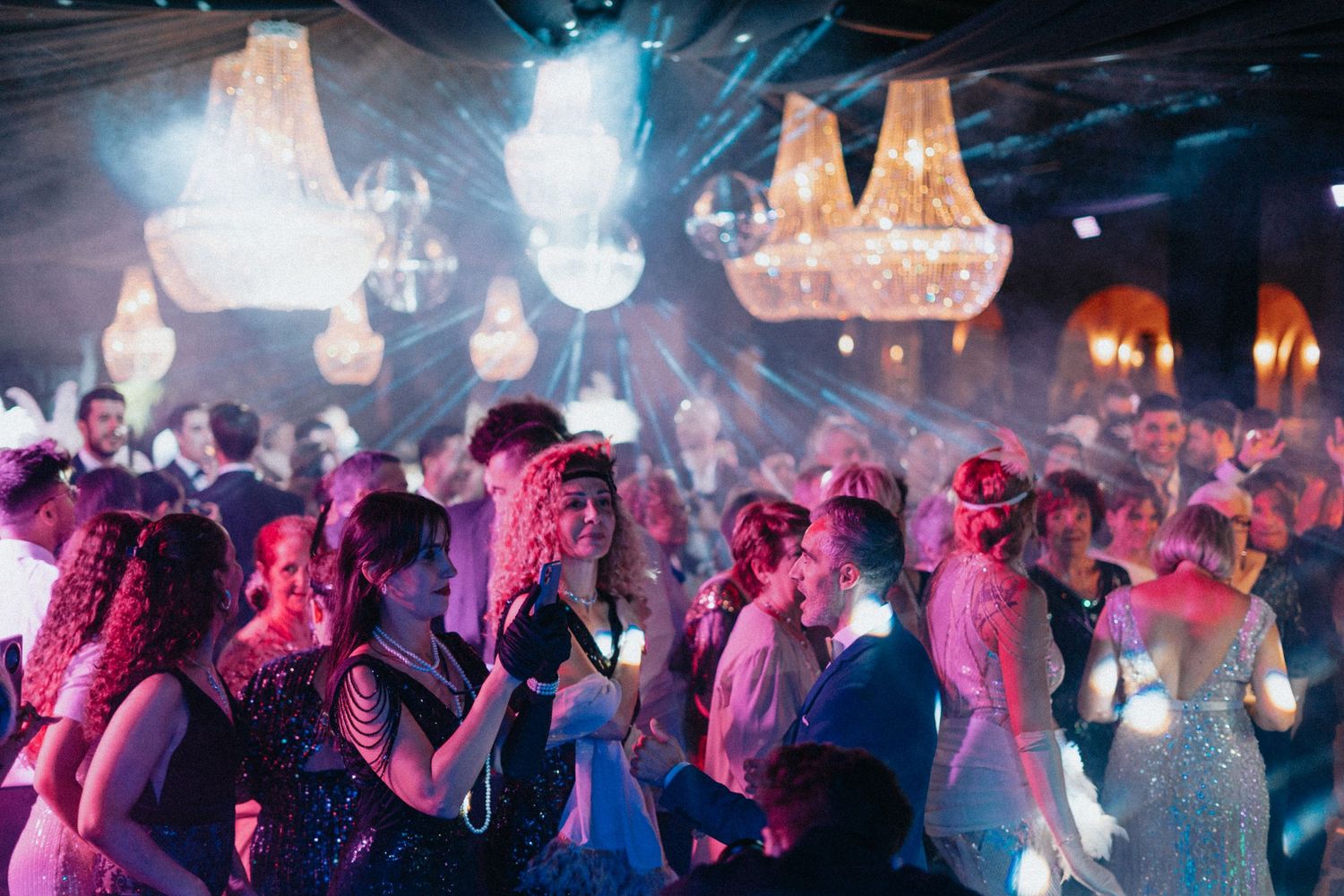 Gatsby-style wedding dinner in Morocco