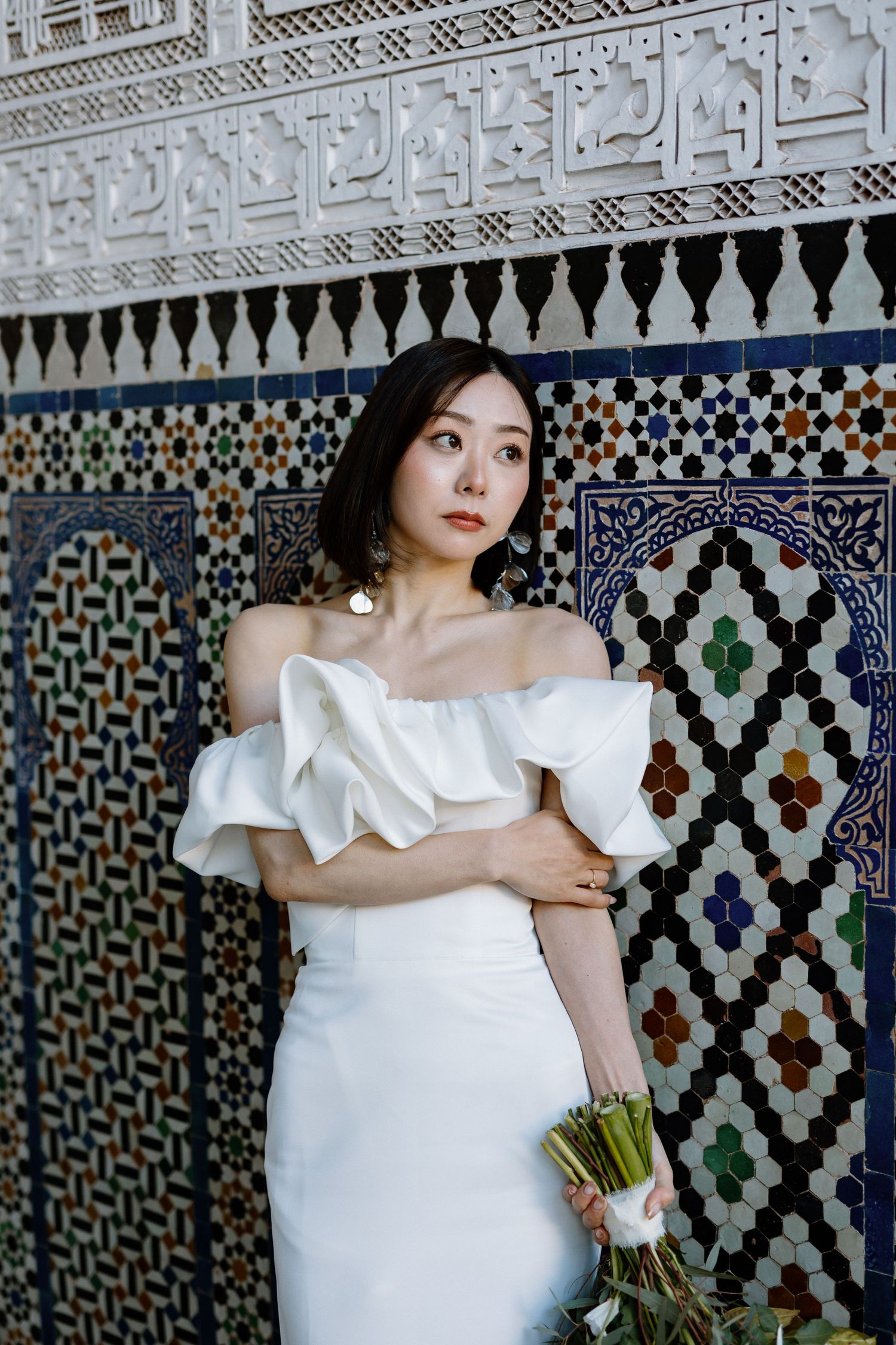 bride portrait in luxurious riad in marrakech
