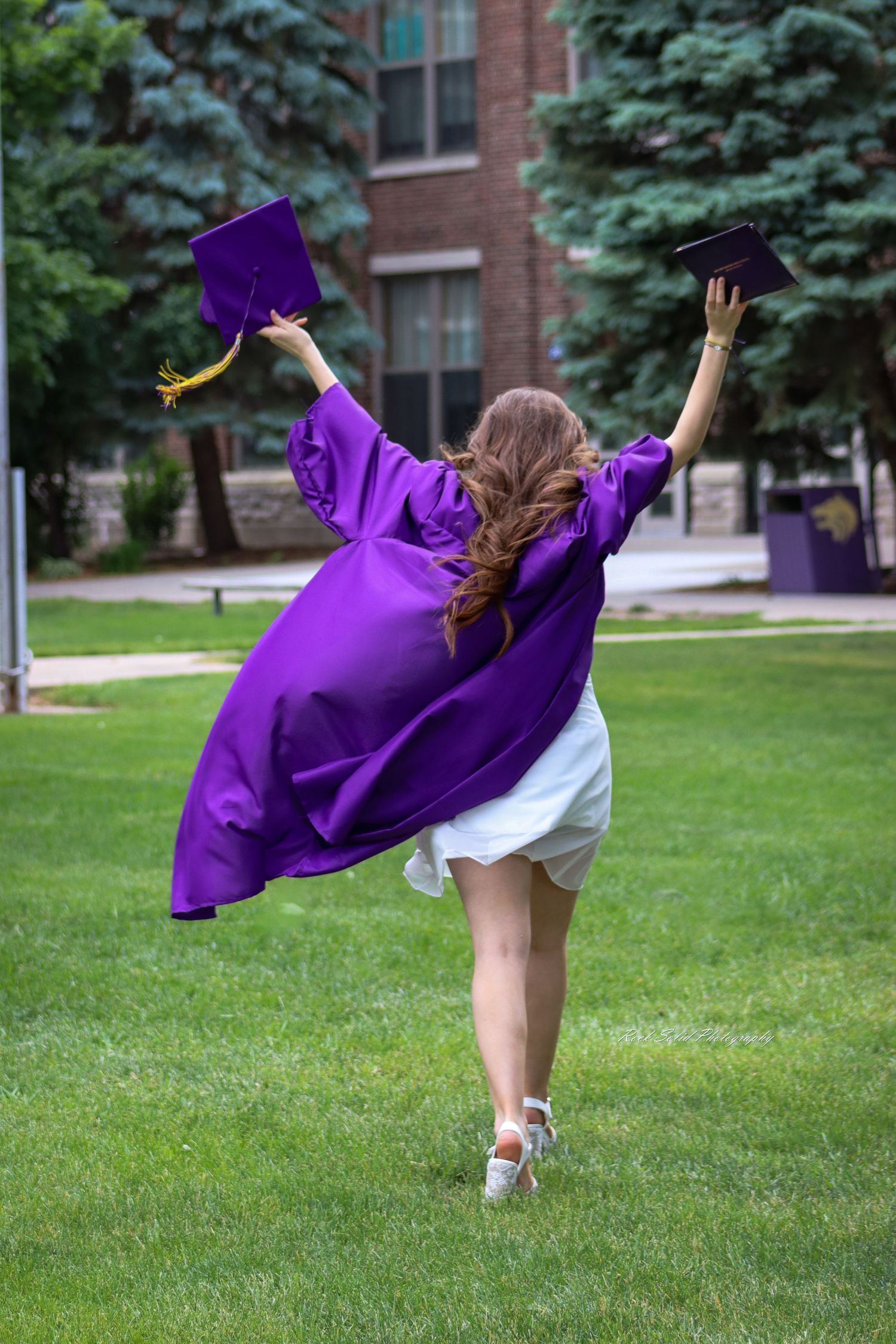 Cap N' Gown Mini Bay City Central
