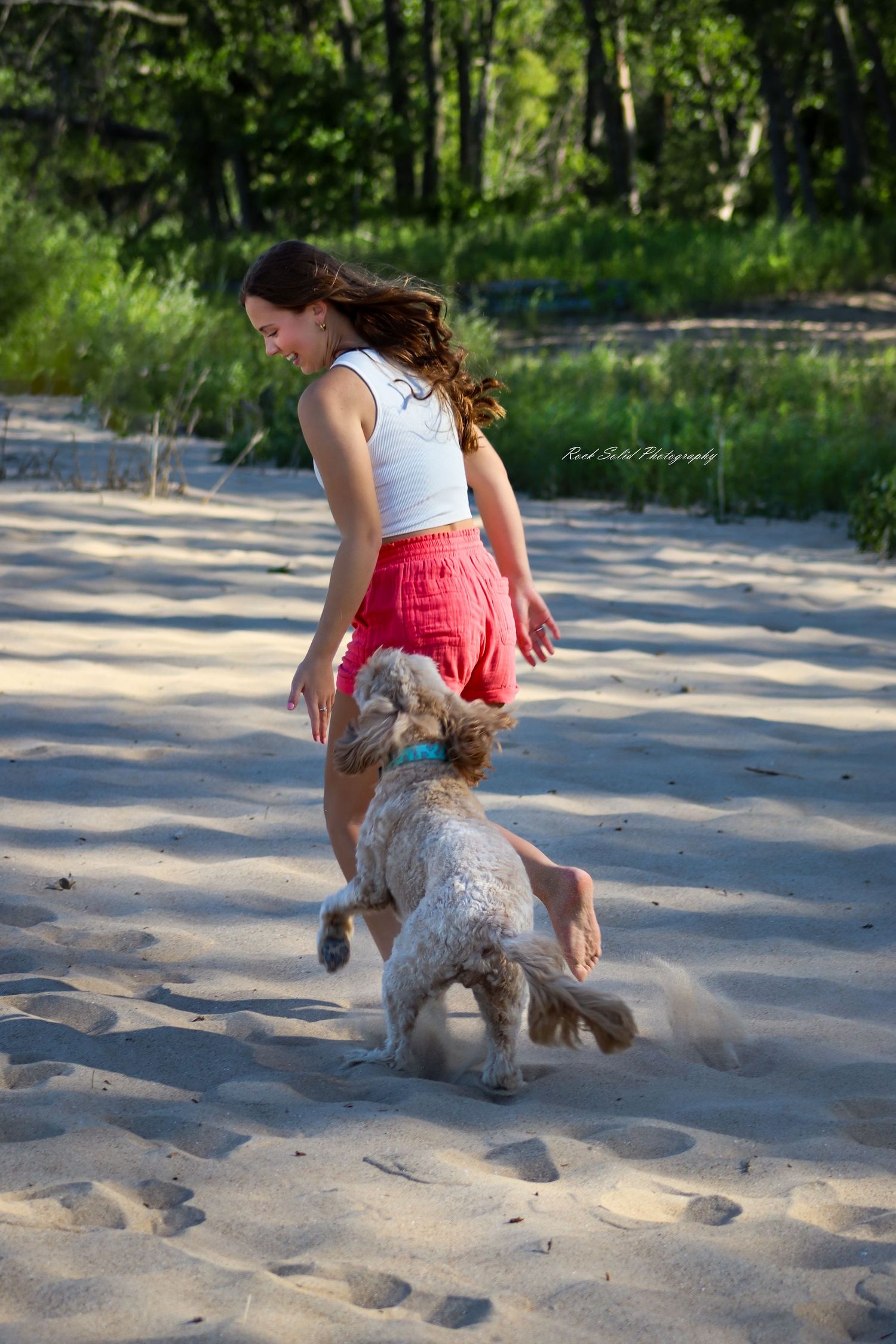 People & Pets 
Dynamic pet photography in motion. Explore vibrant outdoor dog portraits, action shots, and playful lifestyle photography.