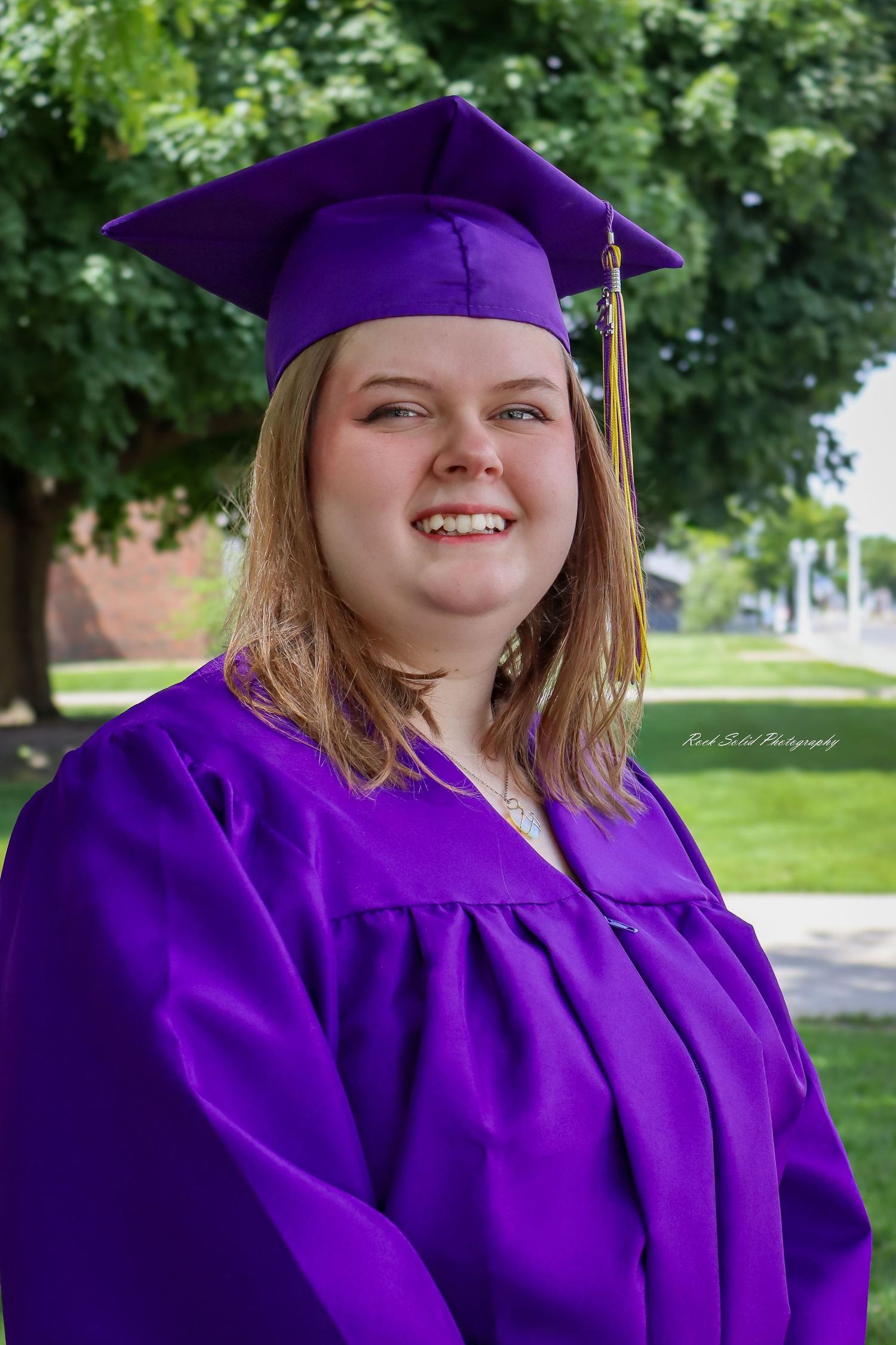Cap N' Gown Mini Bay City Central