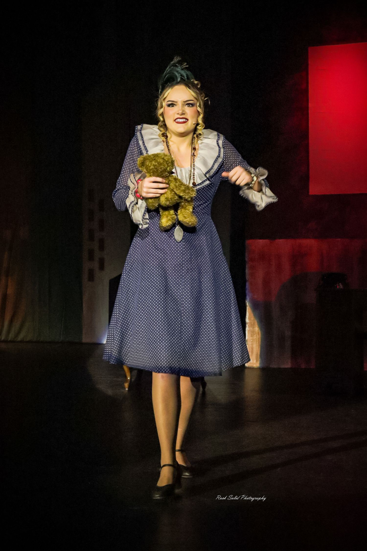 Theater Production- Browse official on-stage product images, dynamic cast photos, and scenic set designs for Annie at Bay City Central