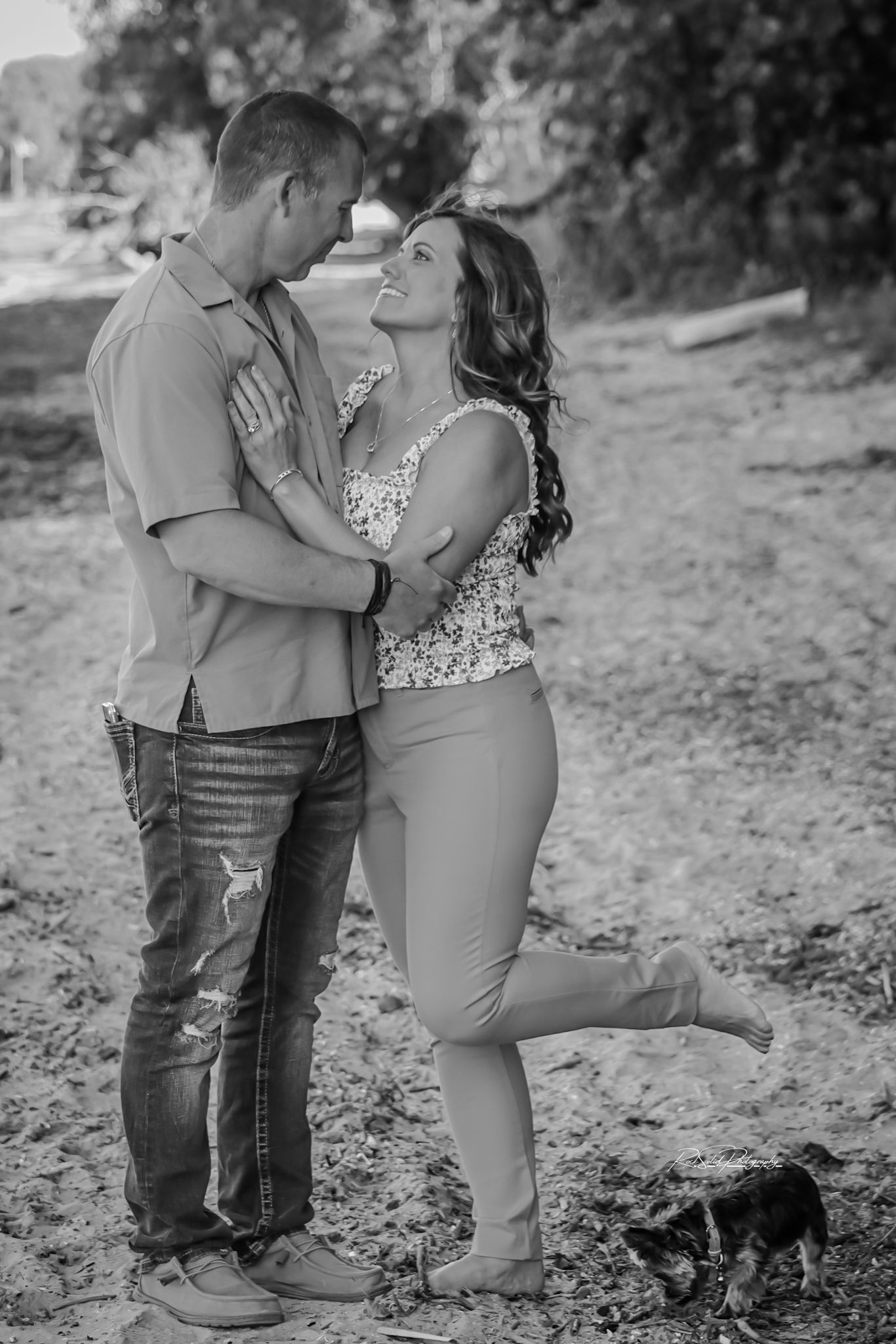 Best Professional Couple's Mini Portraits at State Park, Bay City, Michigan, capturing authentic personalit and natural expressions.