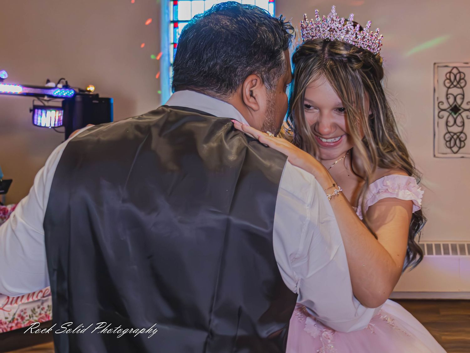 Best Quincean`era portraits, live party photography, and emotional family moments in Coleman, Mi