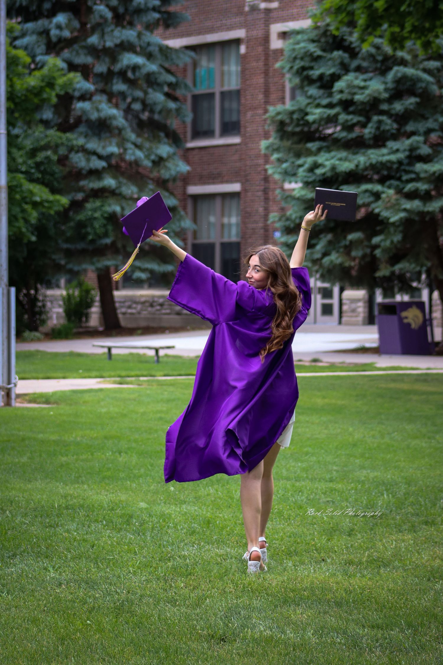 Cap N' Gown Mini Bay City Central