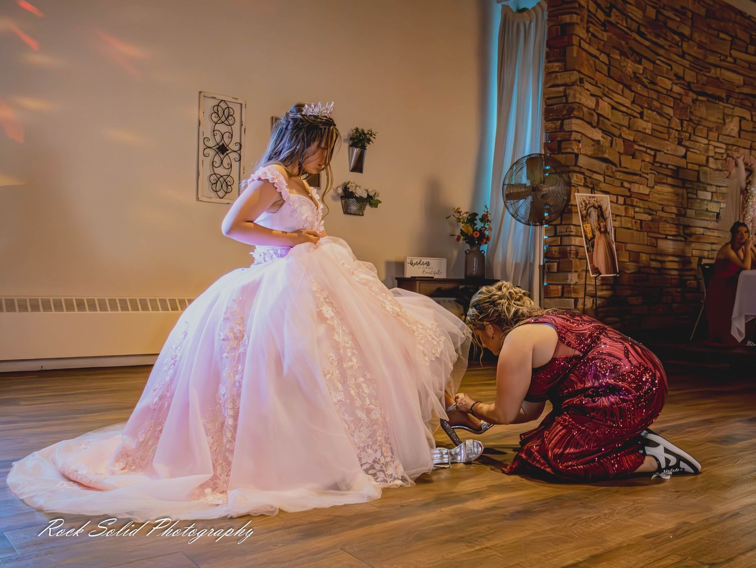 Capturing your beautiful traditions in stunning Quincean`era portraits, live party photography, and emotional family moments in Coleman, Mi