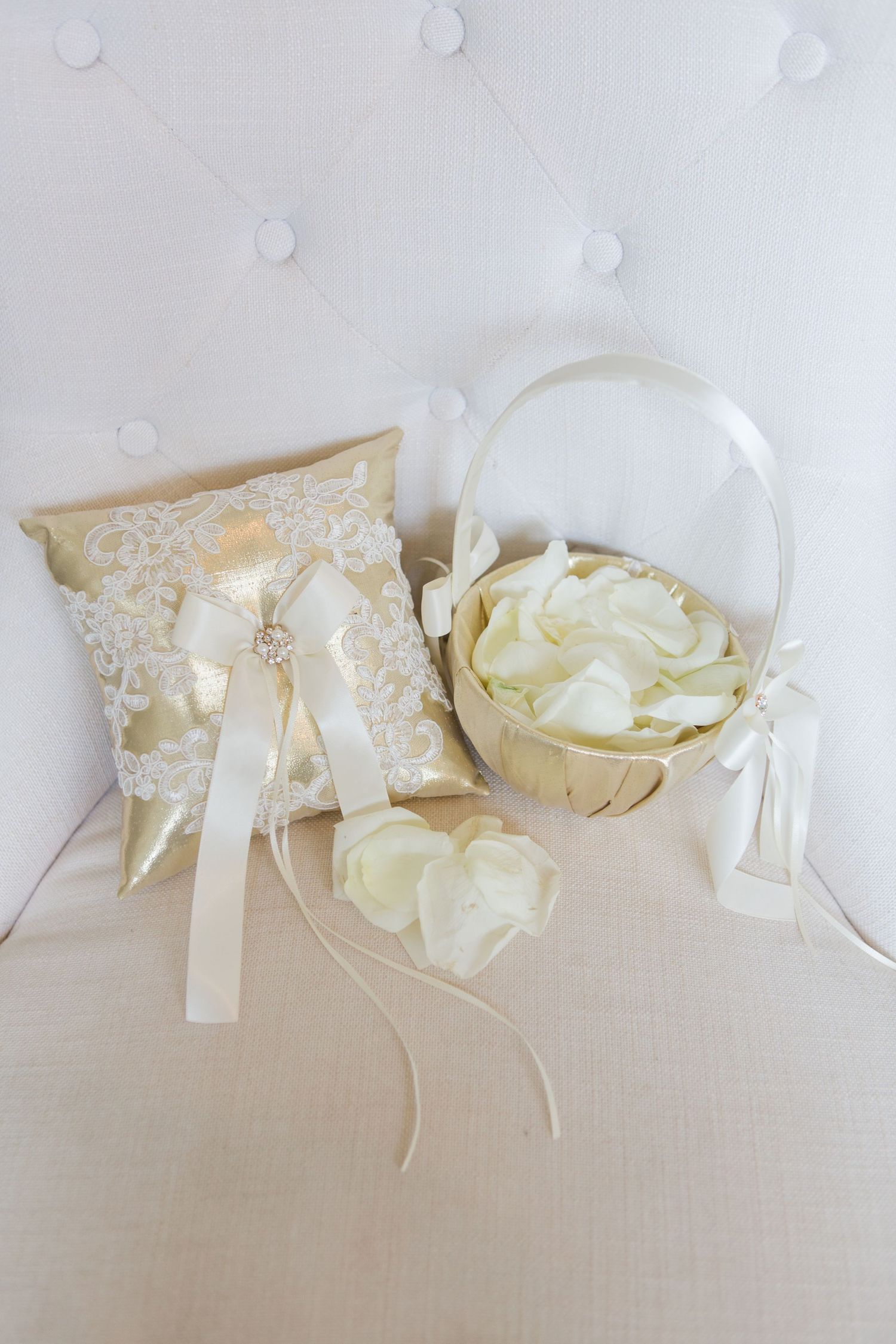 flower basket and ring pillow case