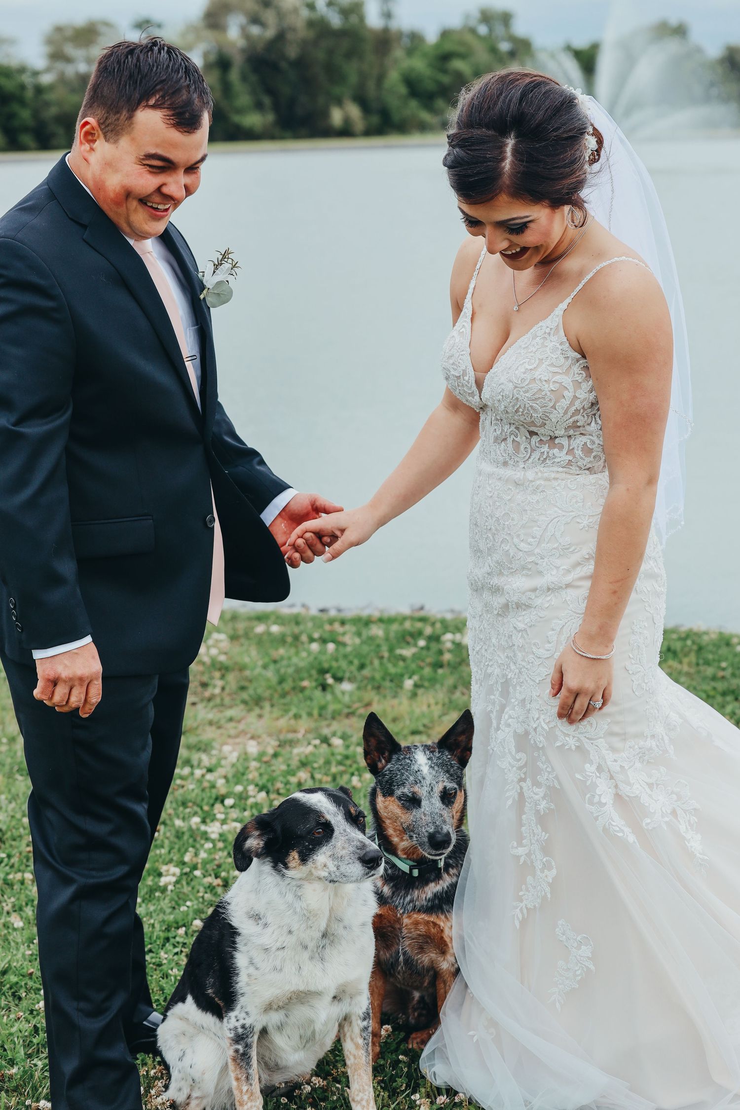Kentucky wedding photography with candid couple moments