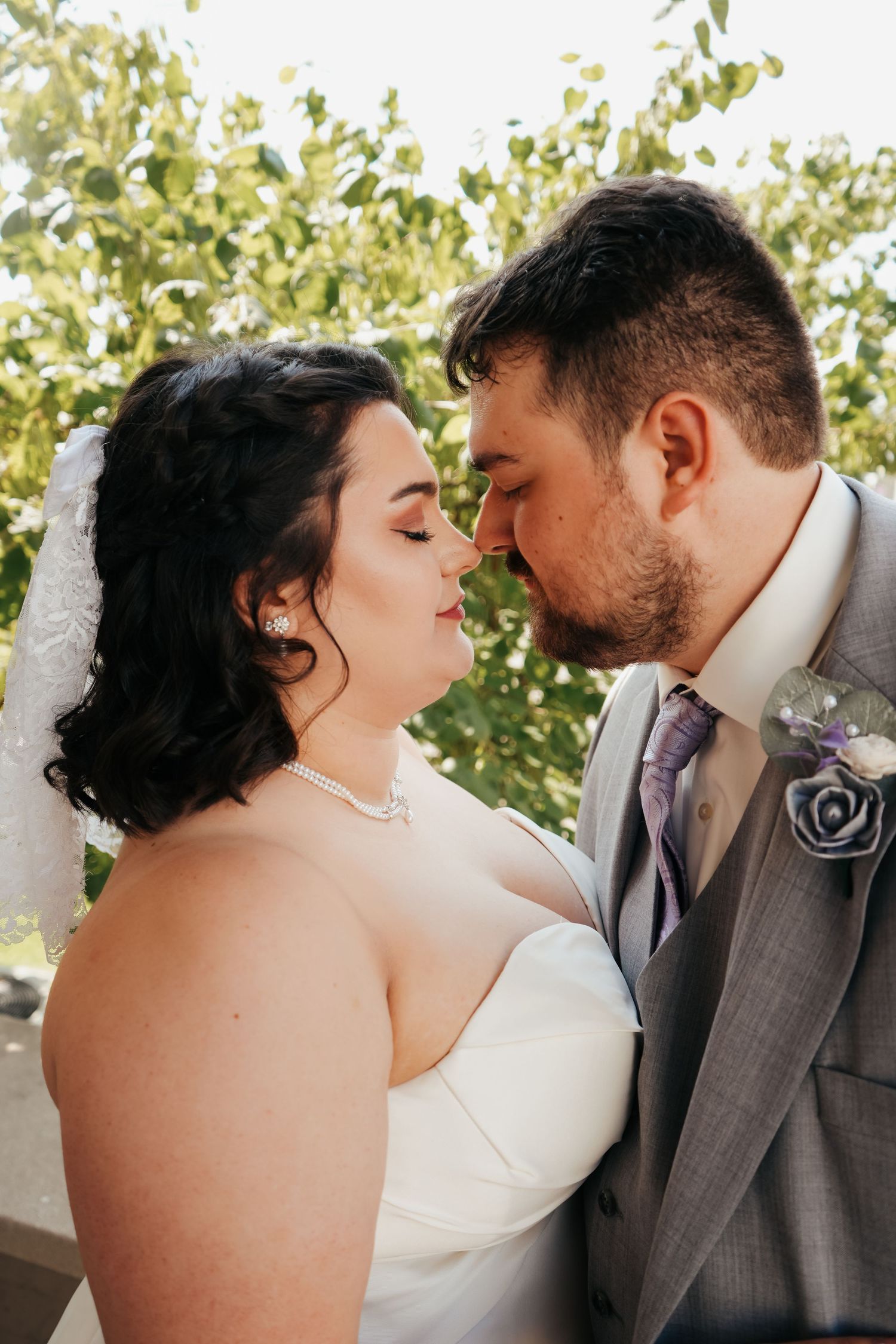 Elopement photography in Kentucky with candid storytelling moments