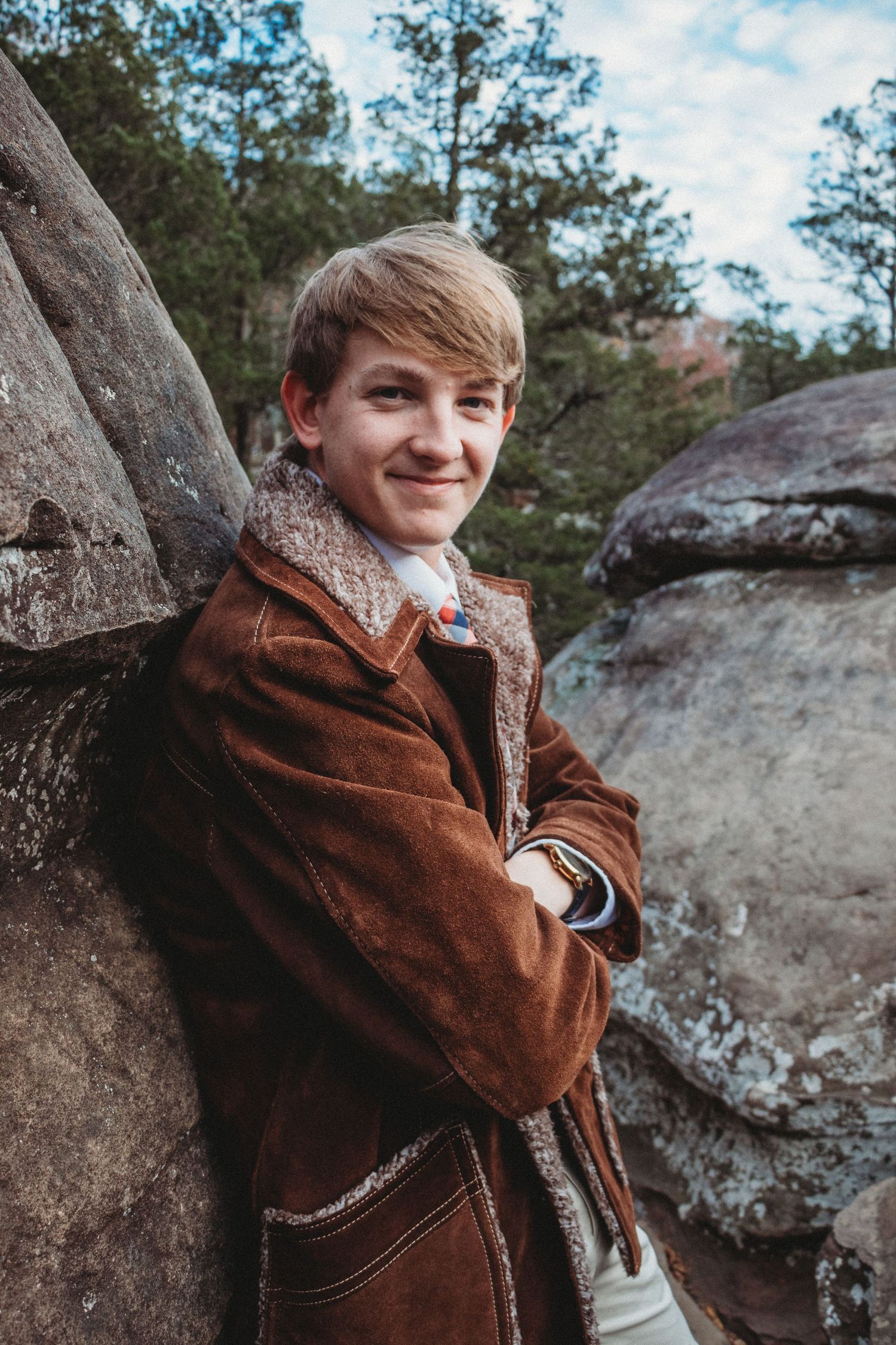 Lifestyle senior photos by Paducah photographer