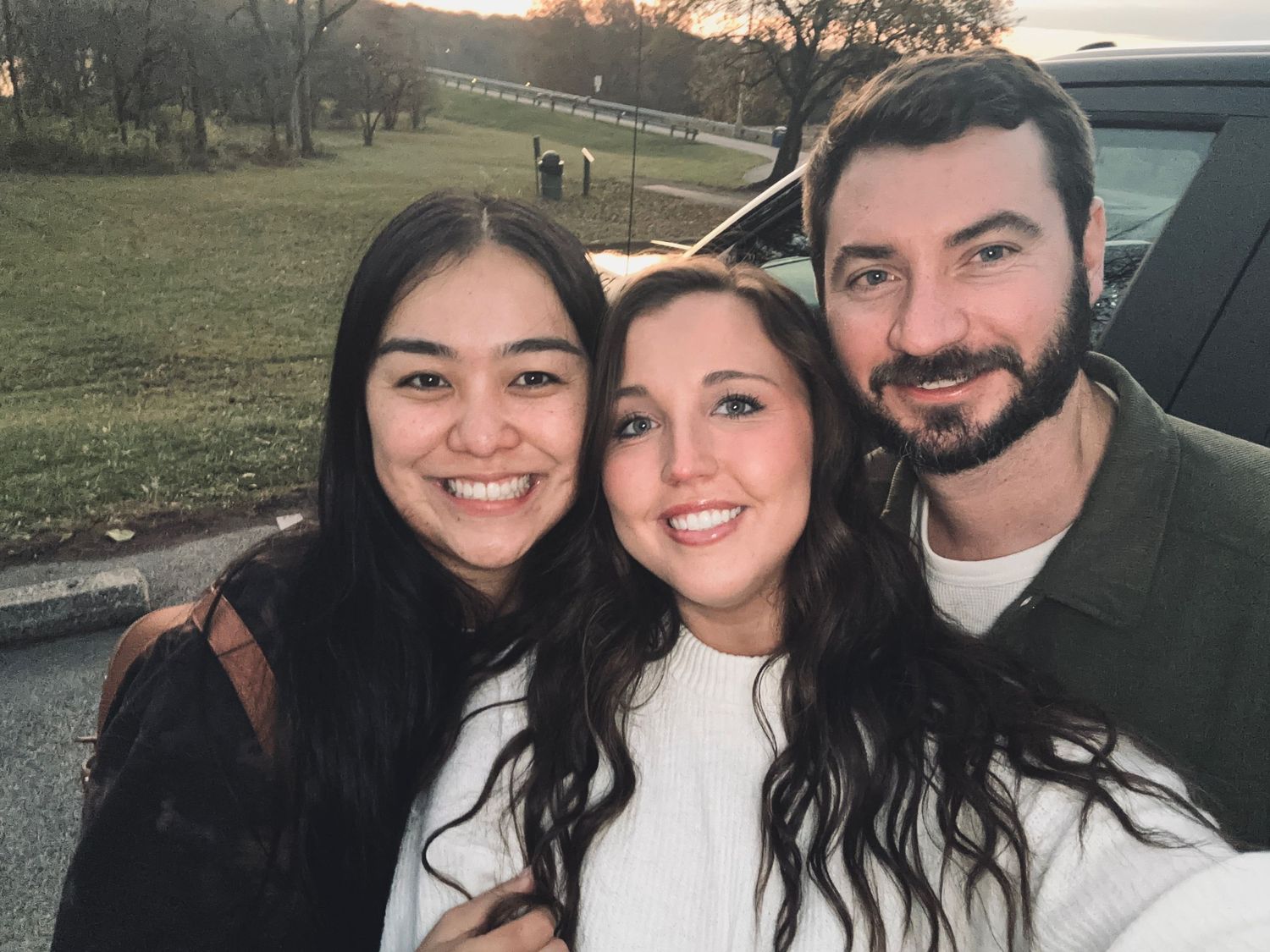 Q Kokko is a wedding photographer for intimate, fun + carefree couples in the Columbus, Ohio area + beyond.