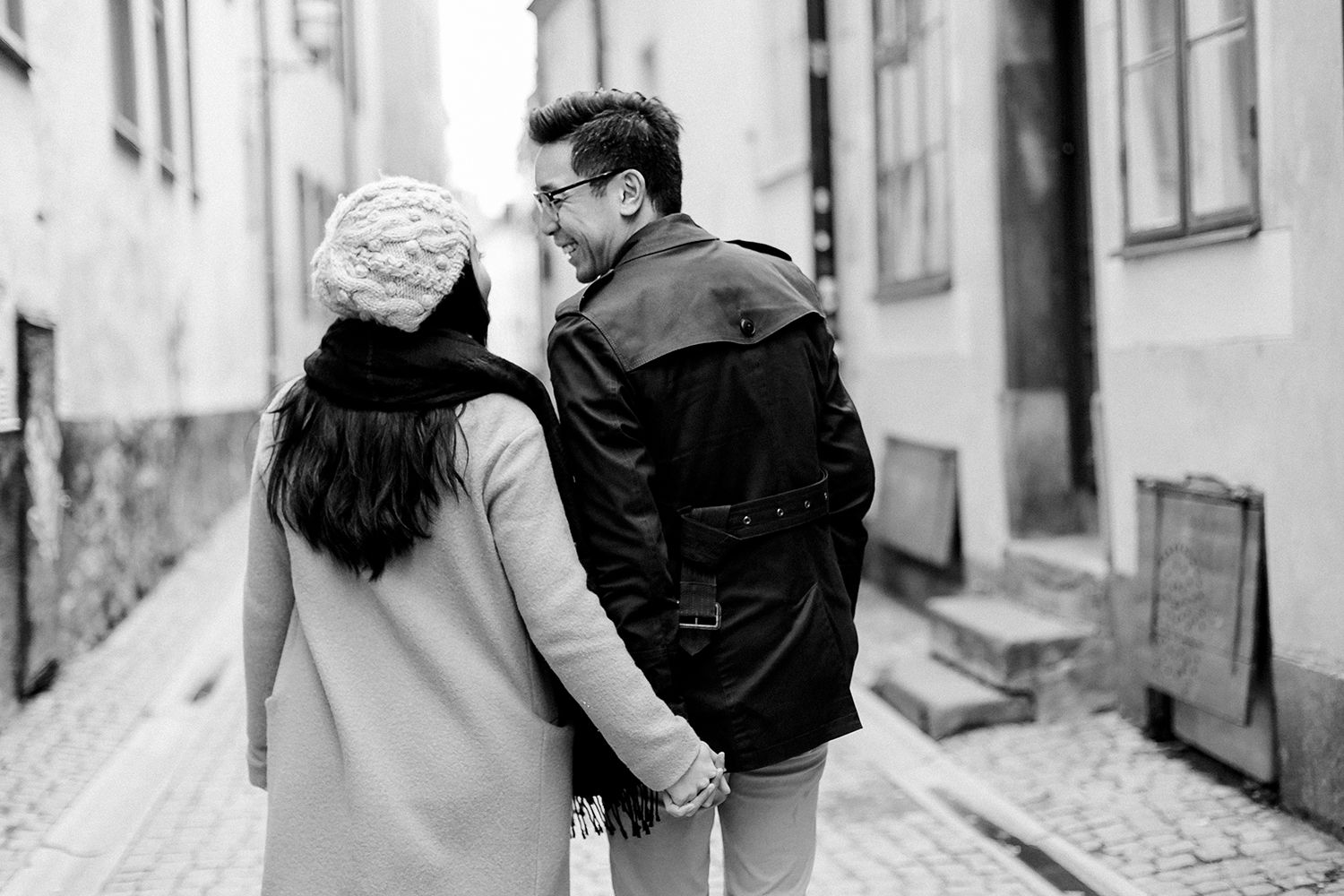 Parfotografering i Gamla stan och skeppsholmsbron i Stockholm. Fotograf Rebecca Nordin.
