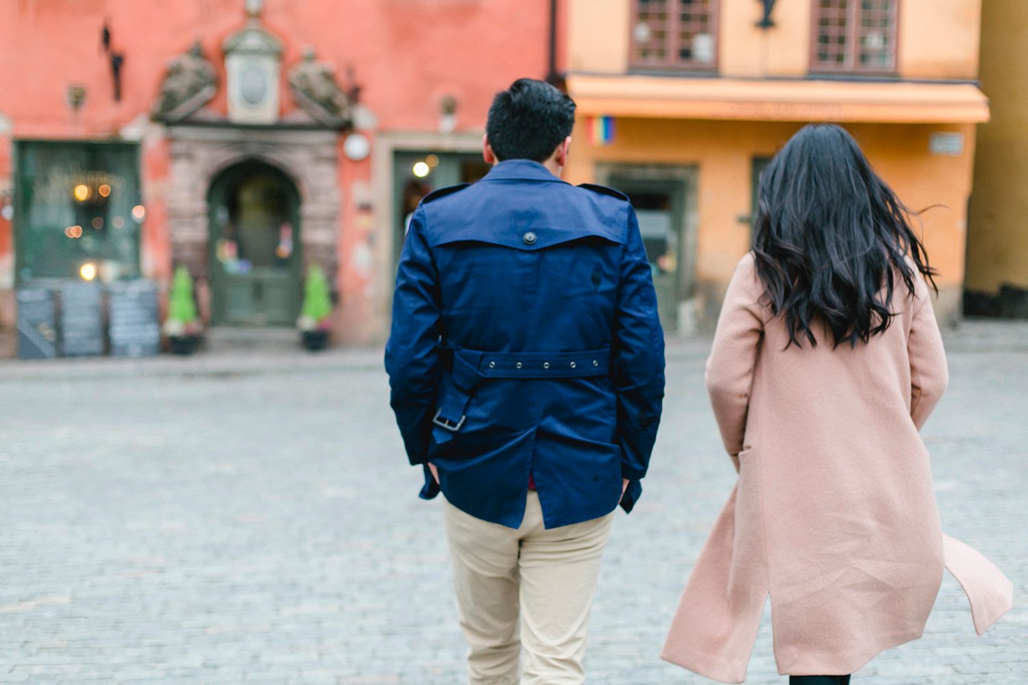 Parfotografering i Gamla stan och skeppsholmsbron i Stockholm. Fotograf Rebecca Nordin.