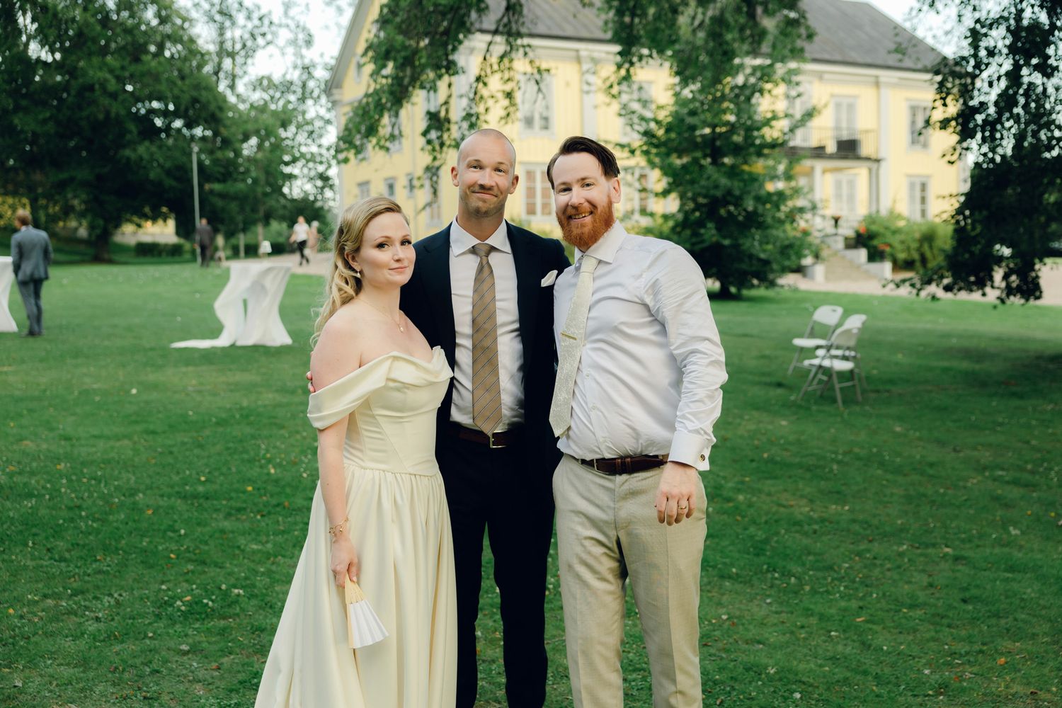 Bröllop på Presteruds herrgård i Kristinehamn. Bröllopsfotograf Rebecca Nordin i Karlstad. Bröllopsmiddagen.