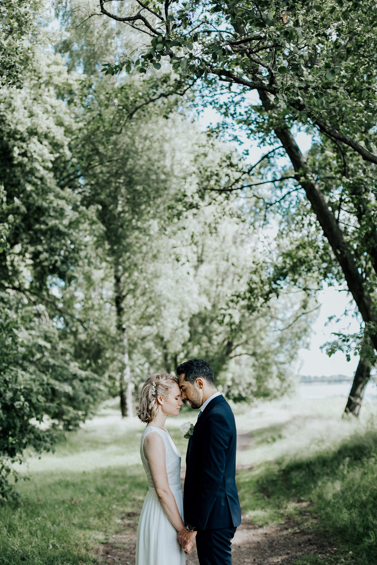 Bröllop Lydia och Foad på Elite Stadshotellet i Karlstad. Fotograf Rebecca Nordin. Bröllopsfotografering på Färjestad, Karlstad.