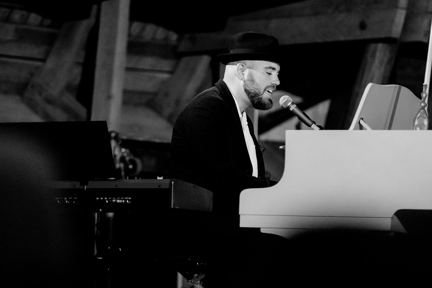 Emmi Christenssons konsert på Borgviks Gård tillsammans med  Jonatan Bengtsson. Fotograf Rebecca Nordin.