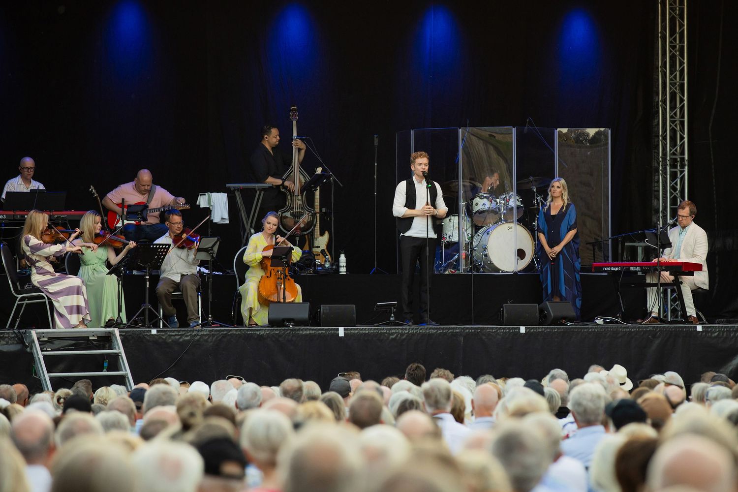 Musikalkväll med Peter Johansson och Emmi Christensson i Vadstena slott. sångkollektivet. Fotograf Rebecca Nordin.