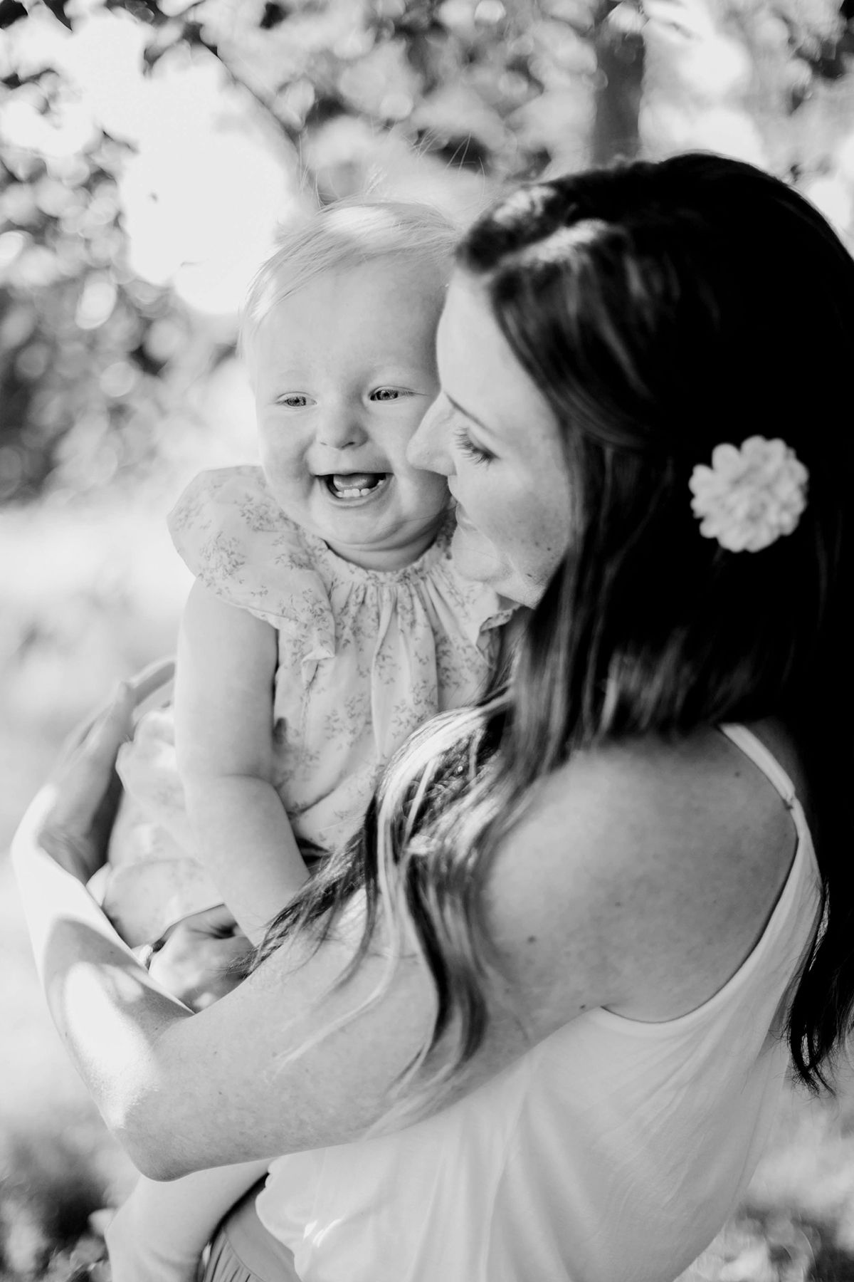 Barn- och familjefotografering på Hammarö utanför Karlstad. Fotograf i Karlstad Rebecca Nordin.