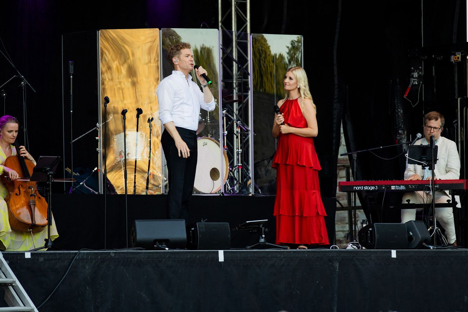 Musikalkväll med Peter Johansson och Emmi Christensson i Vadstena slott. sångkollektivet. Fotograf Rebecca Nordin.