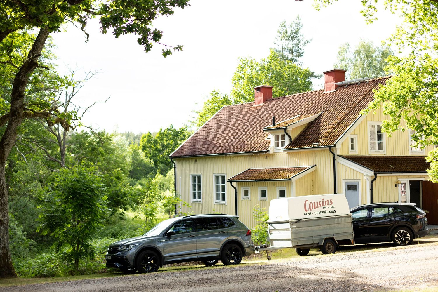 Sommarkonsert med Peter Johansson och Matilda Grün 2025. Kusiner och familj. Fotograf Rebecca Nordin. Församlingshemmet.